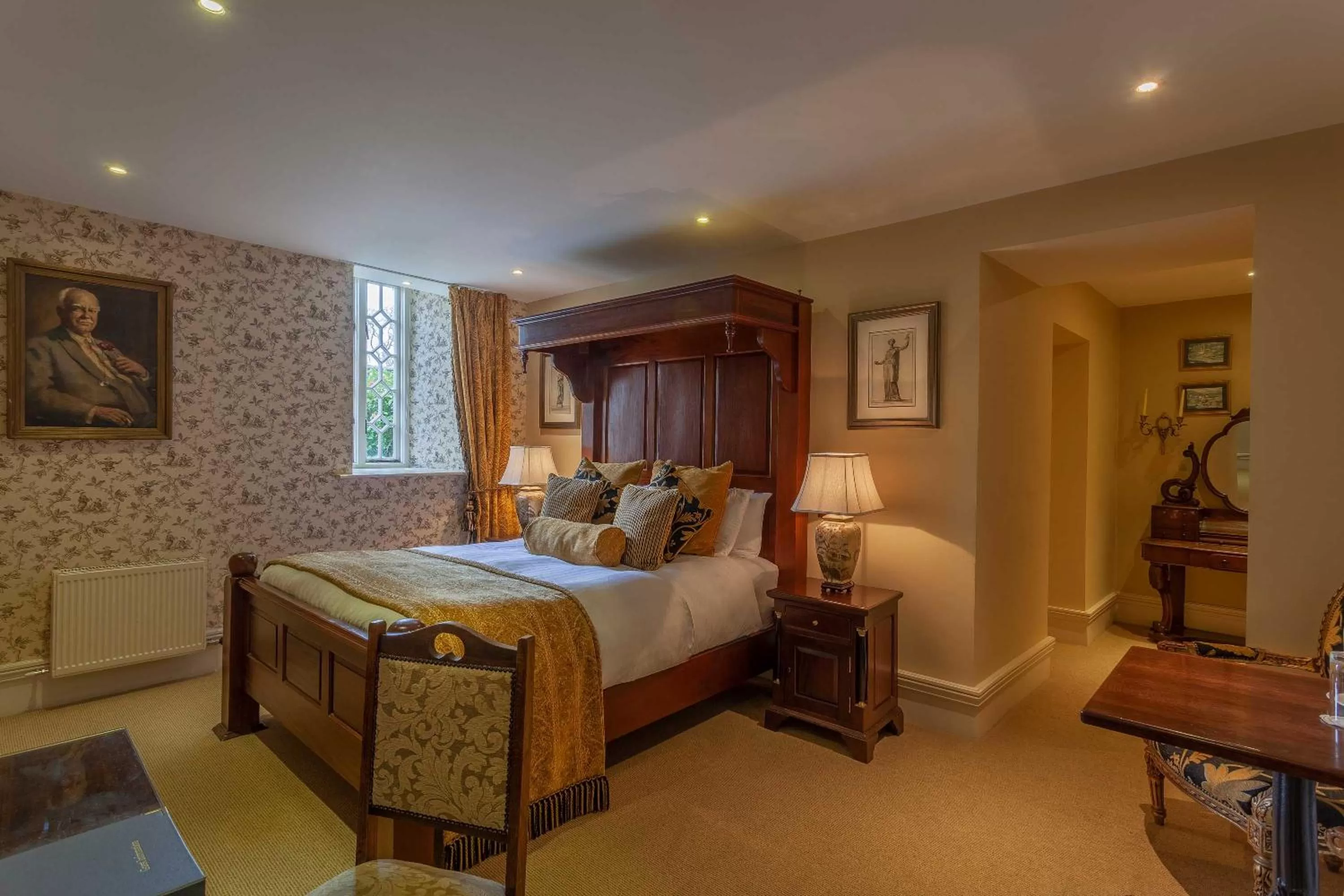 Bed in Ballyseede Castle