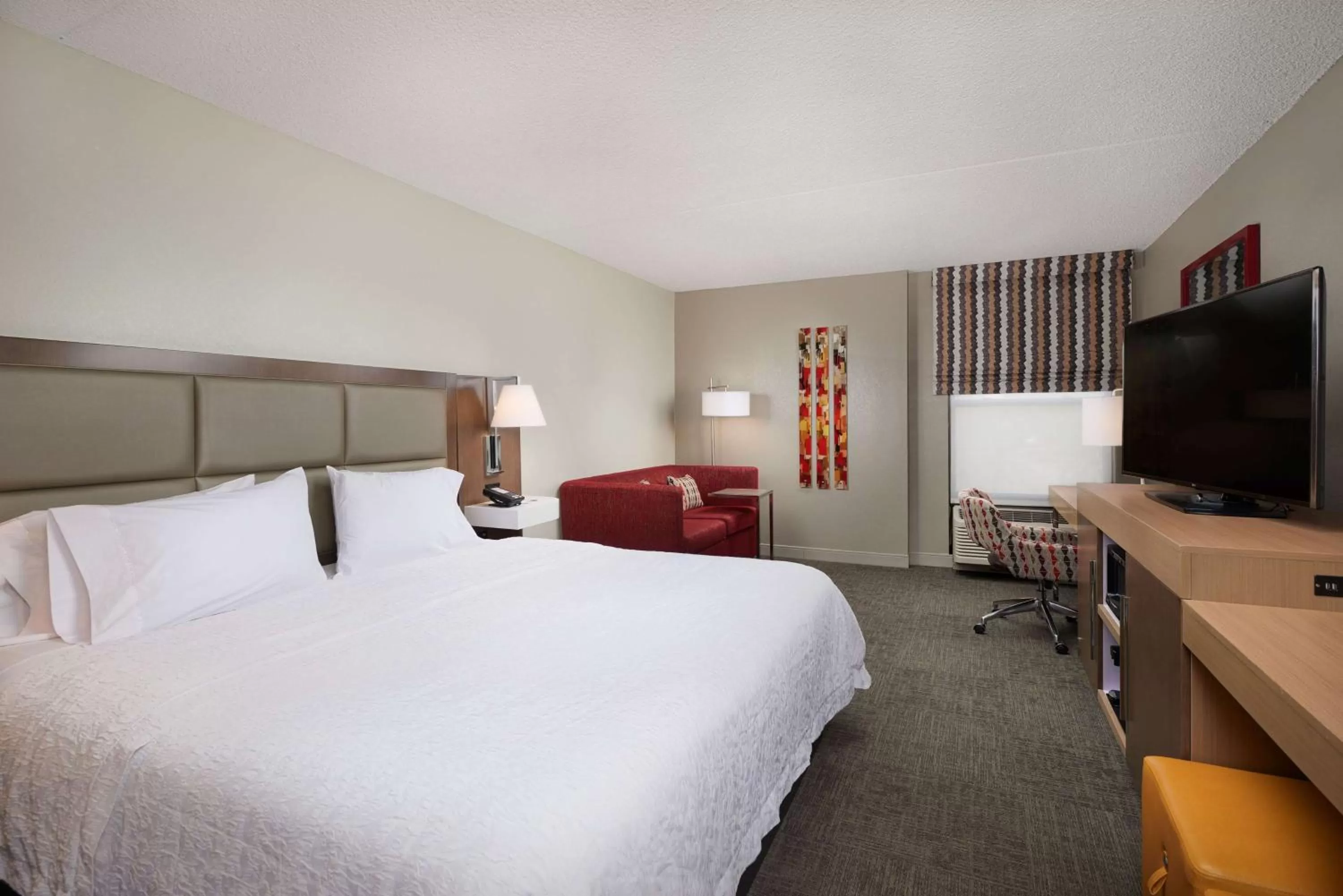 Bedroom, Bed in Hampton Inn Glendale-Peoria