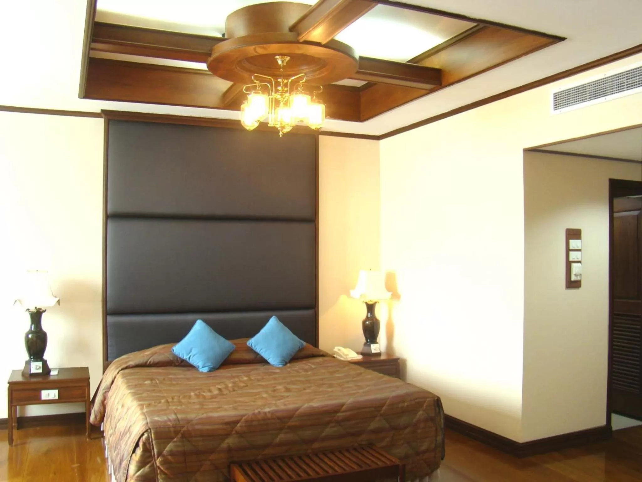 Photo of the whole room, Bed in Chiang Mai Phucome Hotel