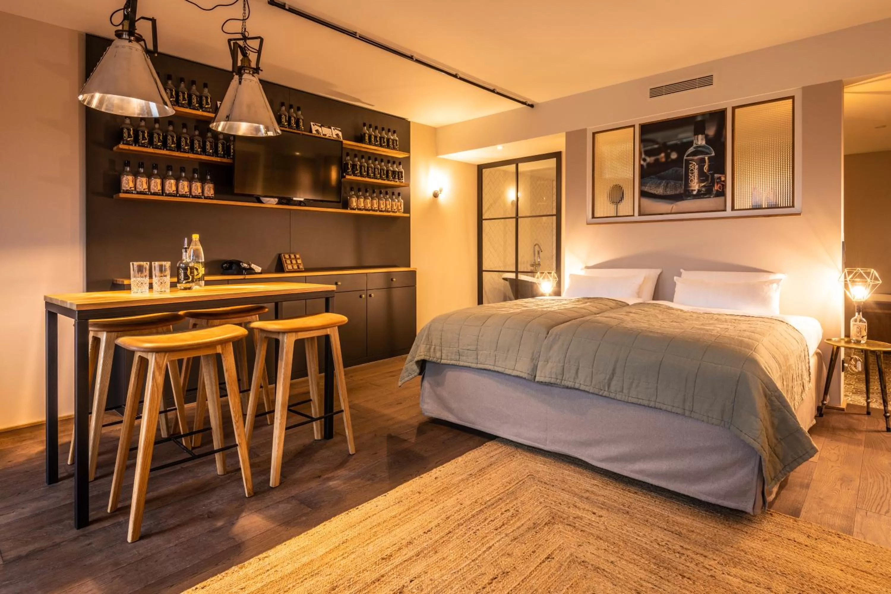 Photo of the whole room, Bed in PAPA RHEIN - Hotel & Spa