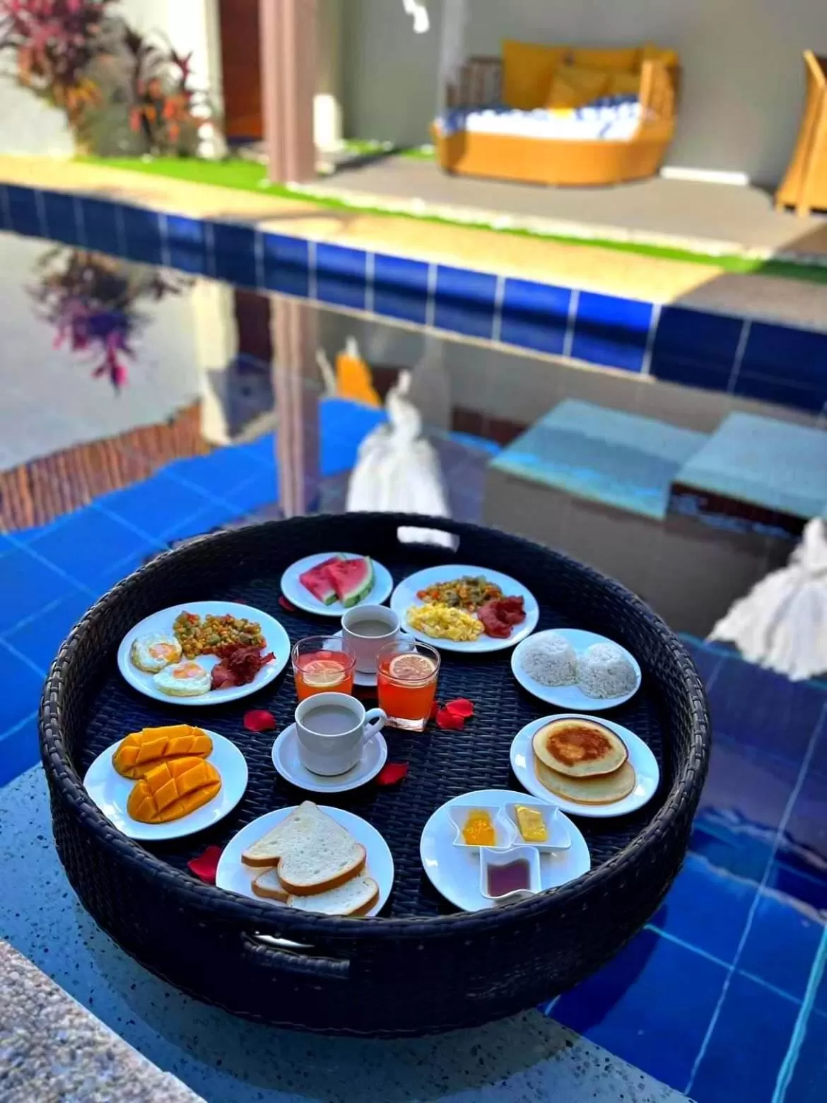 Food and drinks in Bali Villas Panglao Bohol