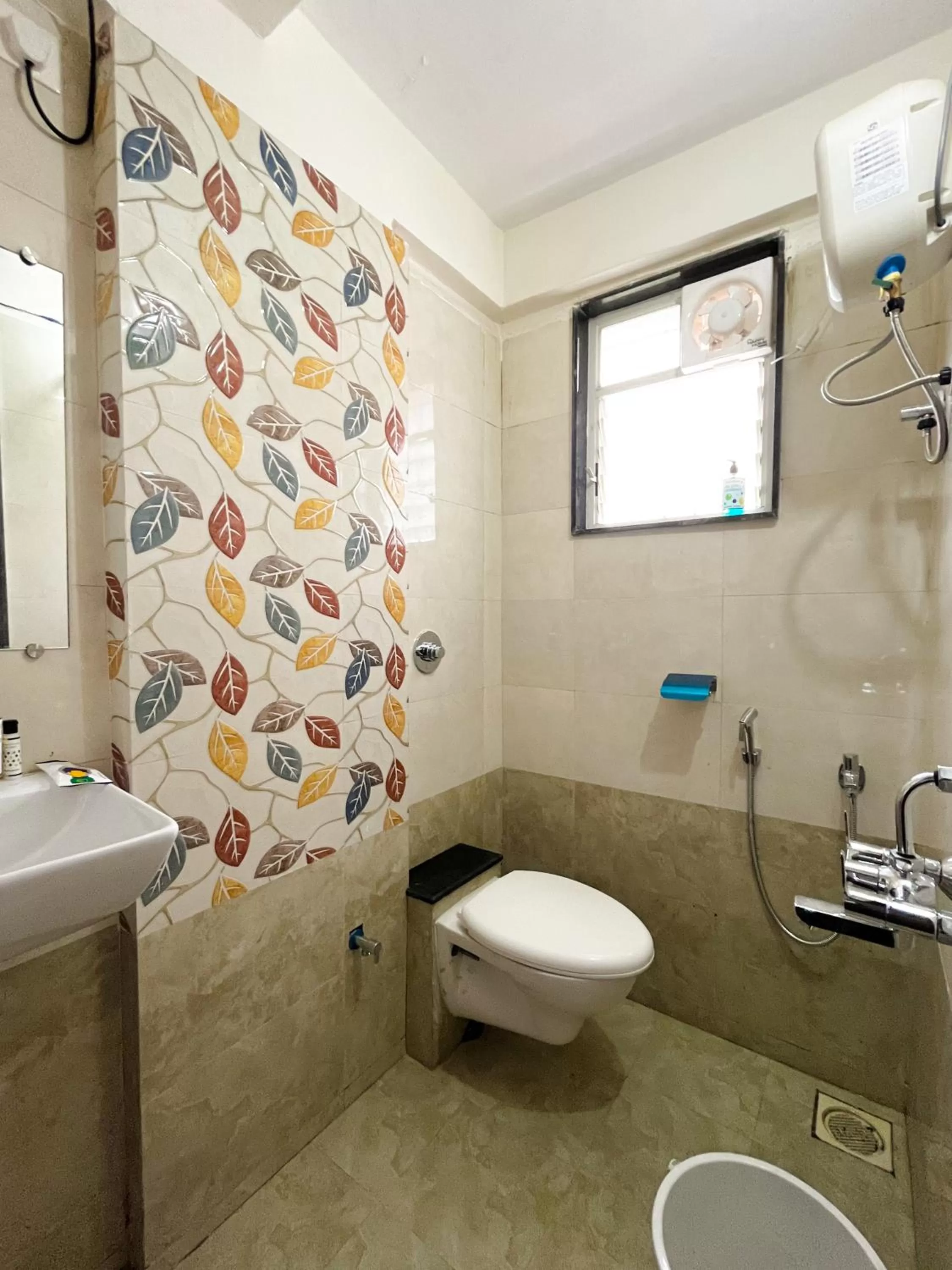 Toilet, Bathroom in Itsy By Treebo - Opal Suites