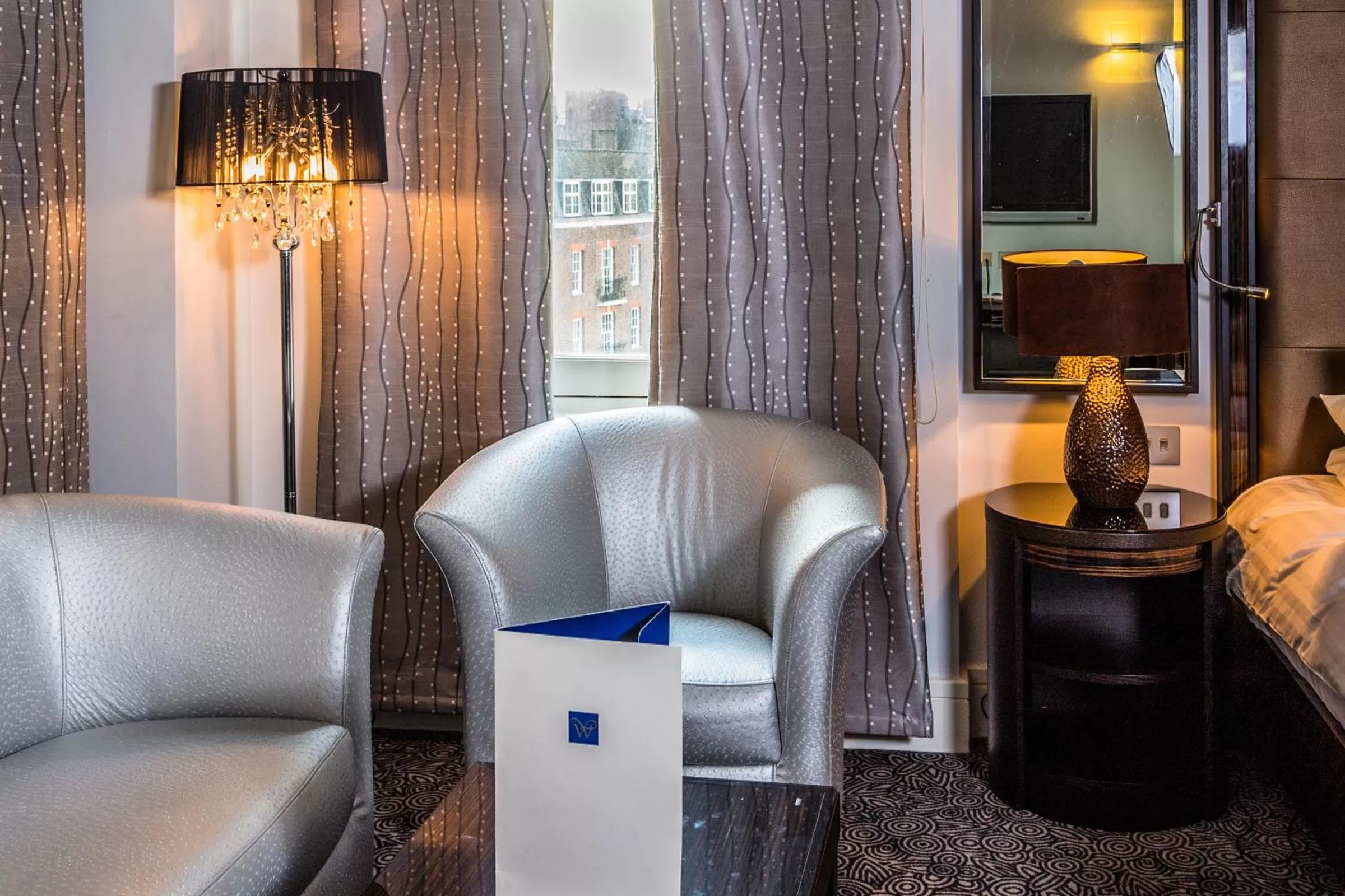 Seating area in Washington Mayfair Hotel