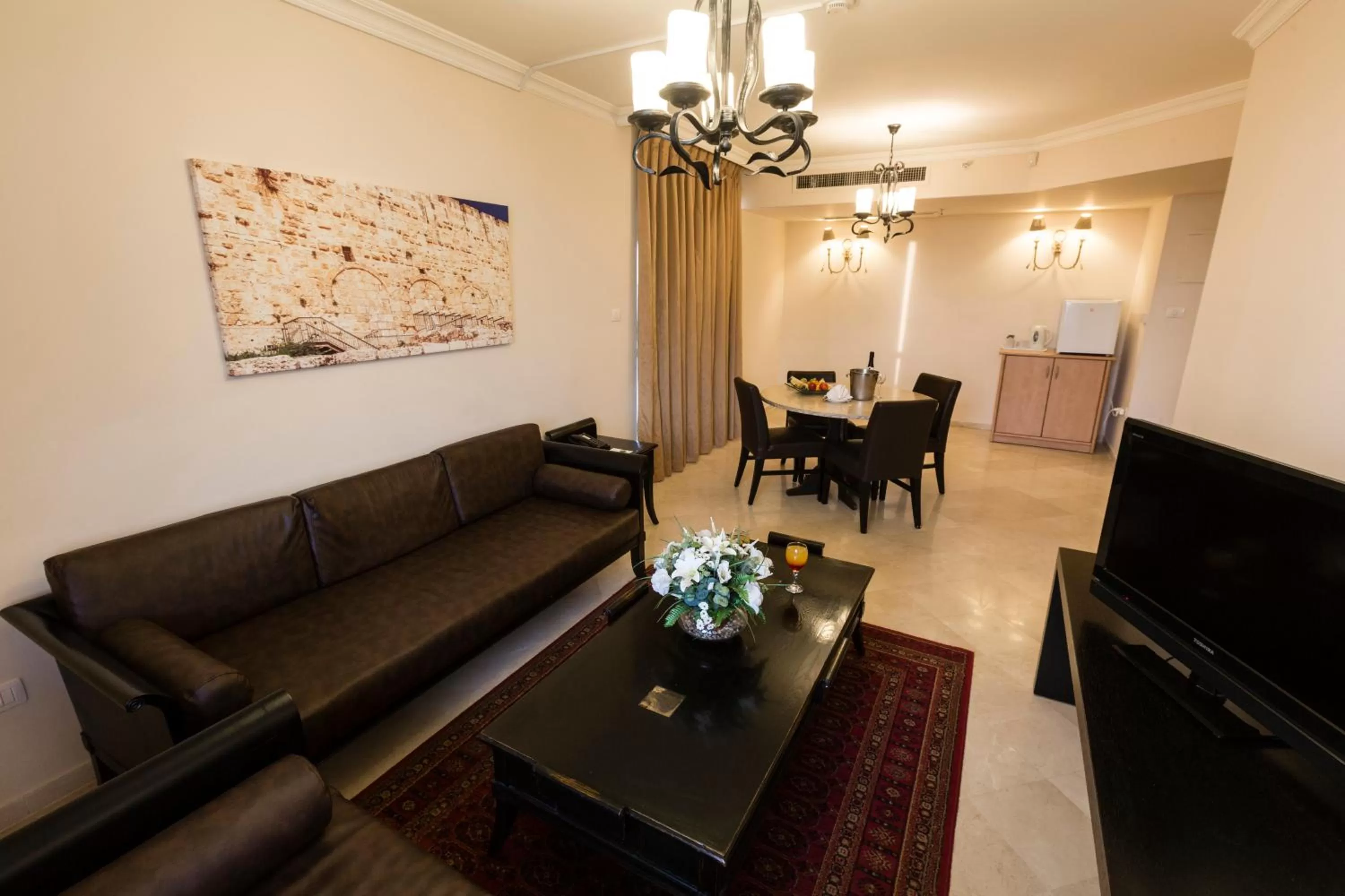 Junior Suite in Jerusalem Gardens Hotel