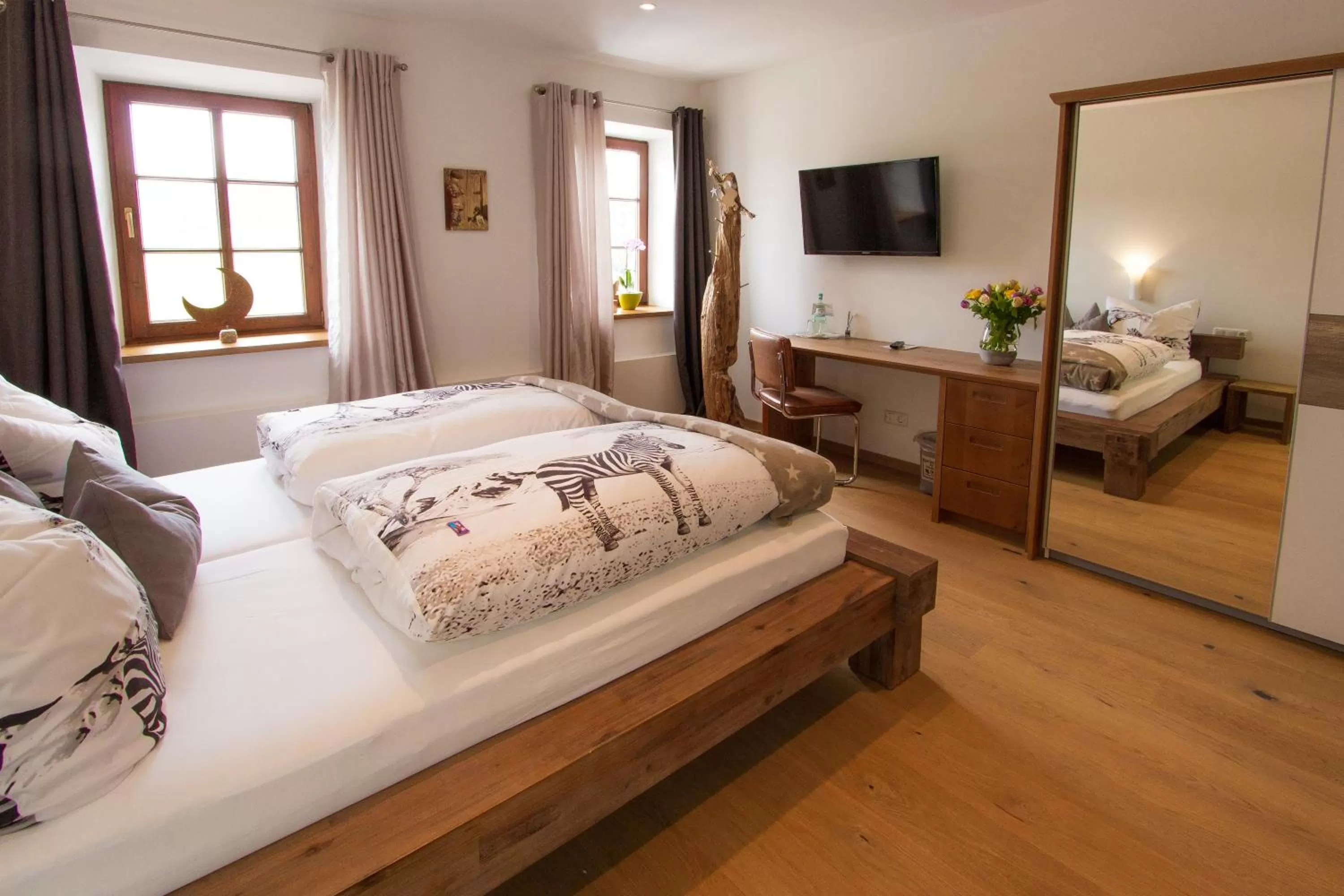 Photo of the whole room in Hotel Alpenblick