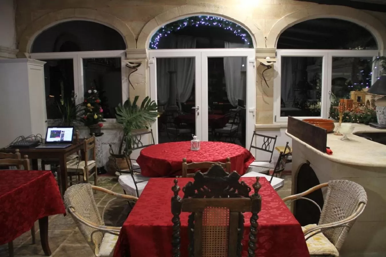 Restaurant/places to eat in B&B Scipponate