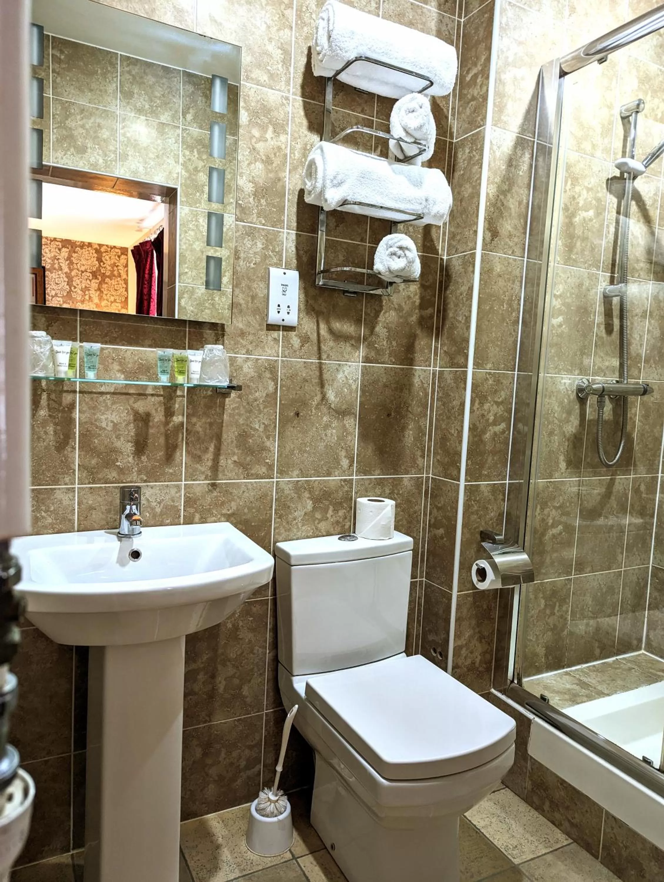Bathroom in Brookside Hotel & Restaurant ,Suitable for Solo Travelers Couples Educational Groups & Families welcome