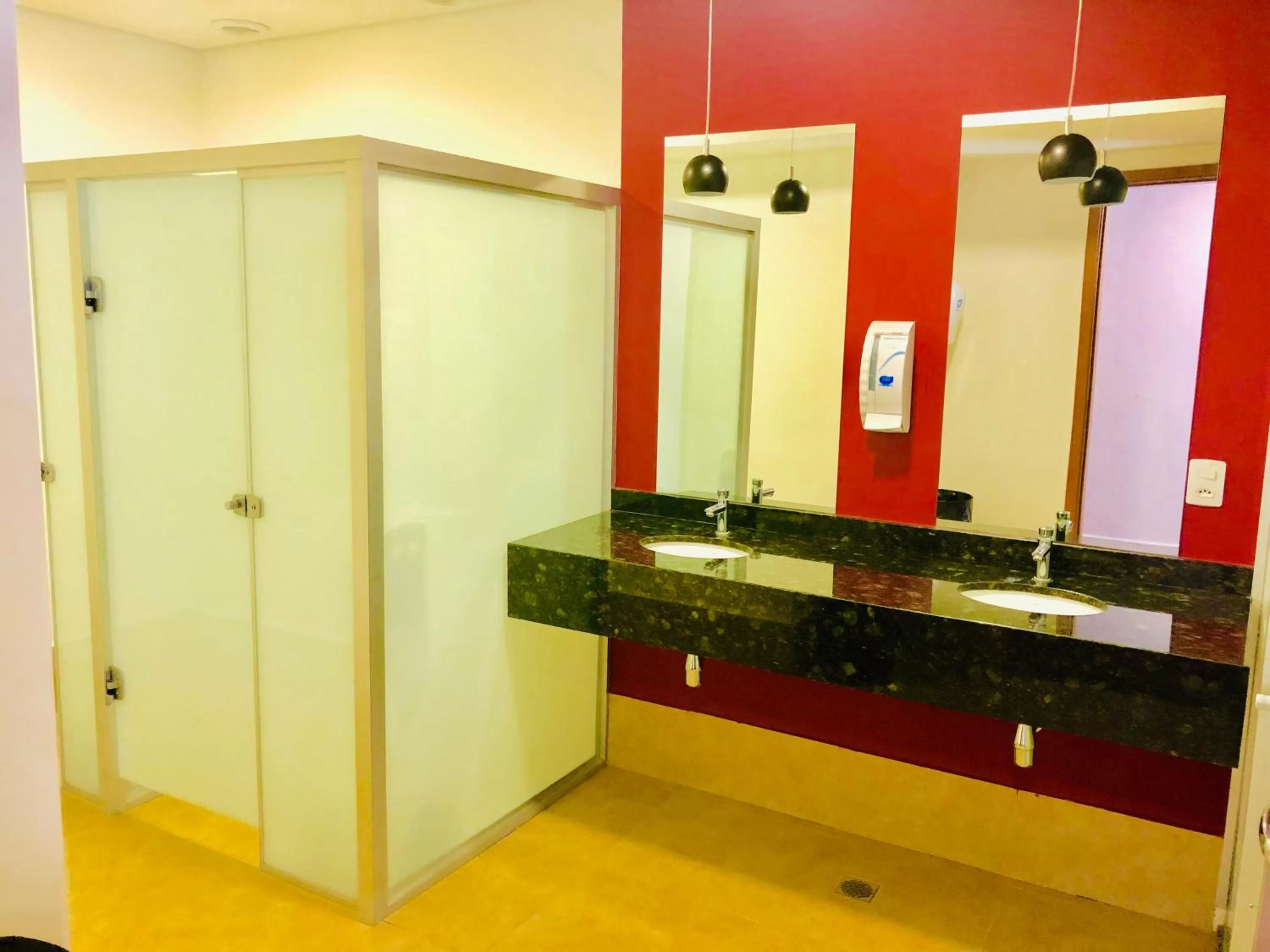 Bathroom in Lummina Mogi