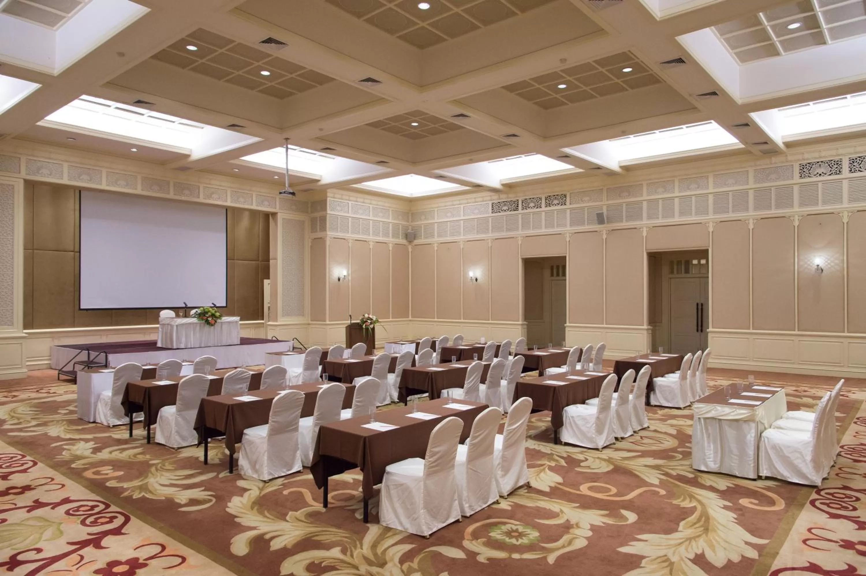 Business facilities in Dheva Mantra Resort