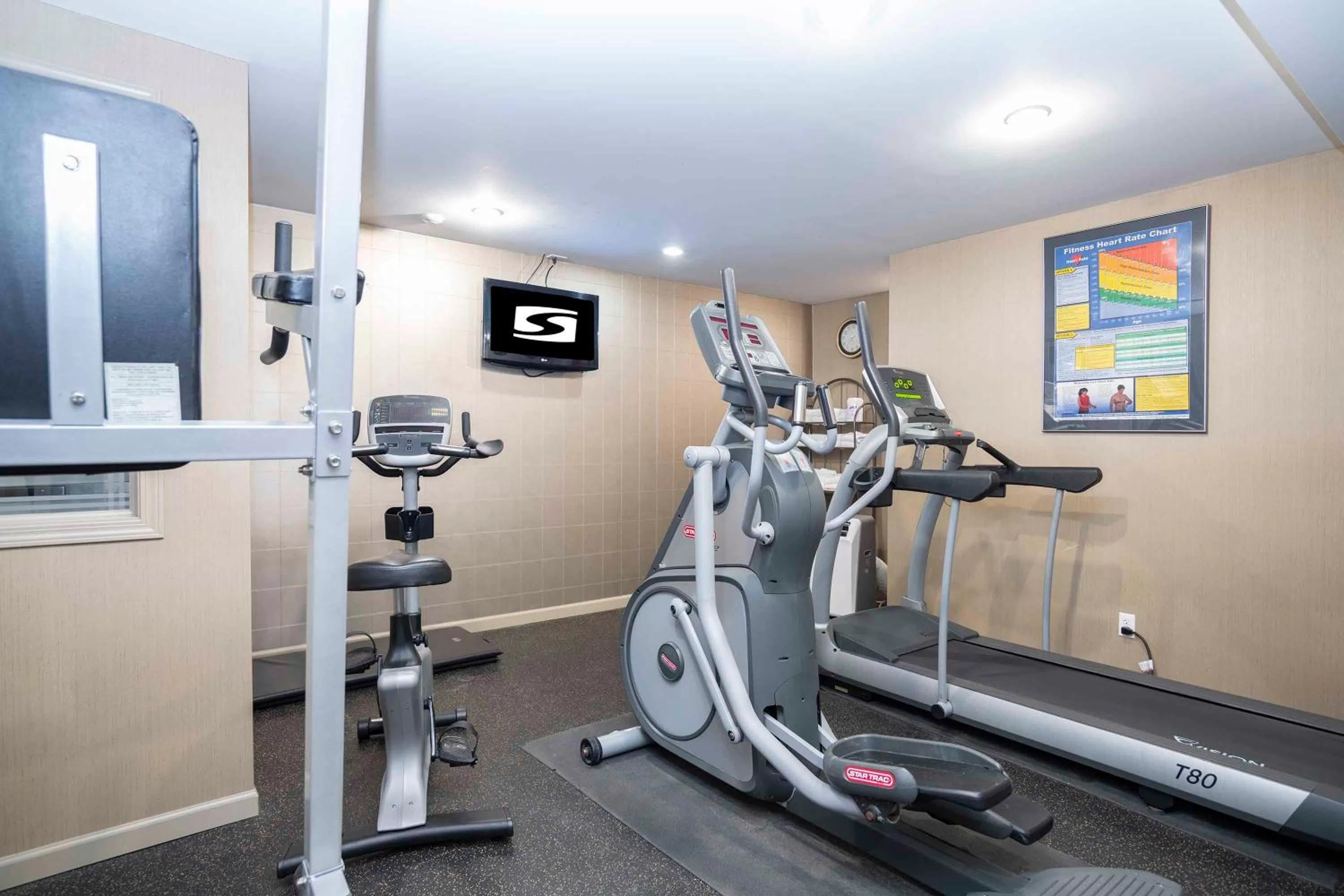 Fitness centre/facilities in Sandman Hotel & Suites Prince George