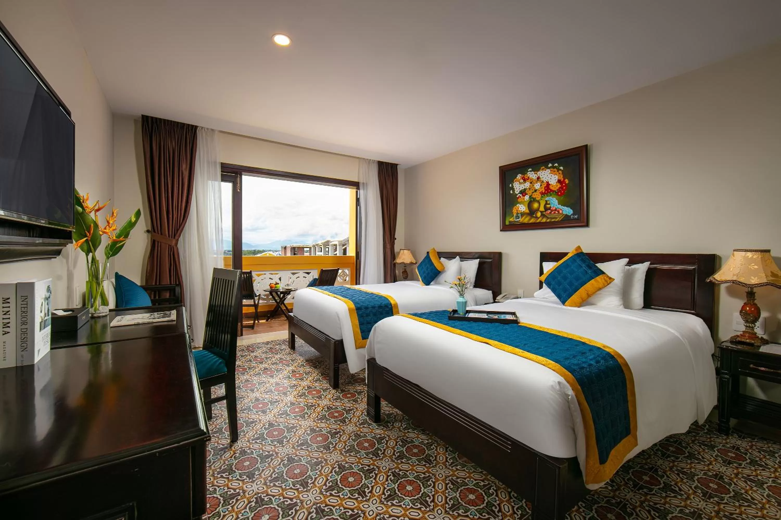 Bed in La Charm Hoi An Hotel & Spa