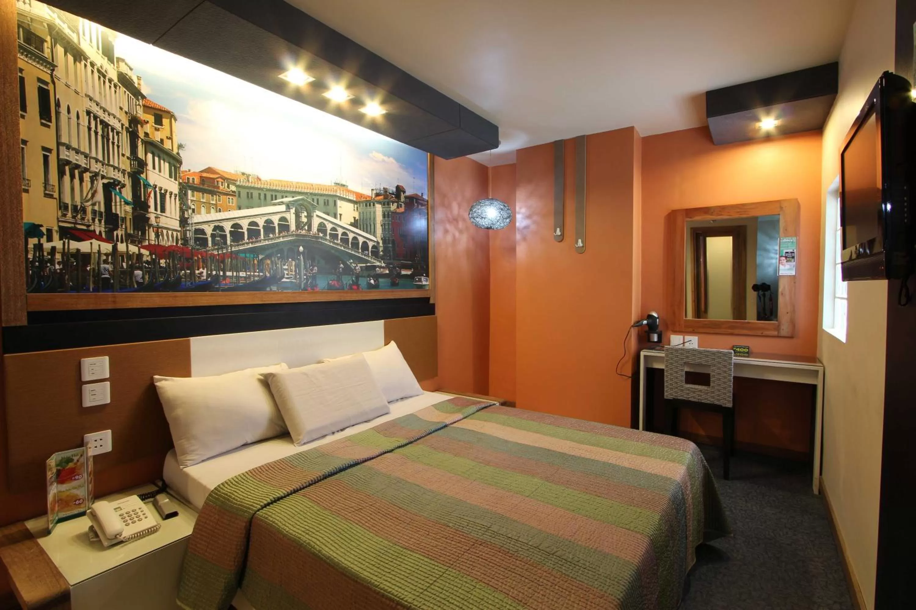 Photo of the whole room, Bed in Eurotel North EDSA