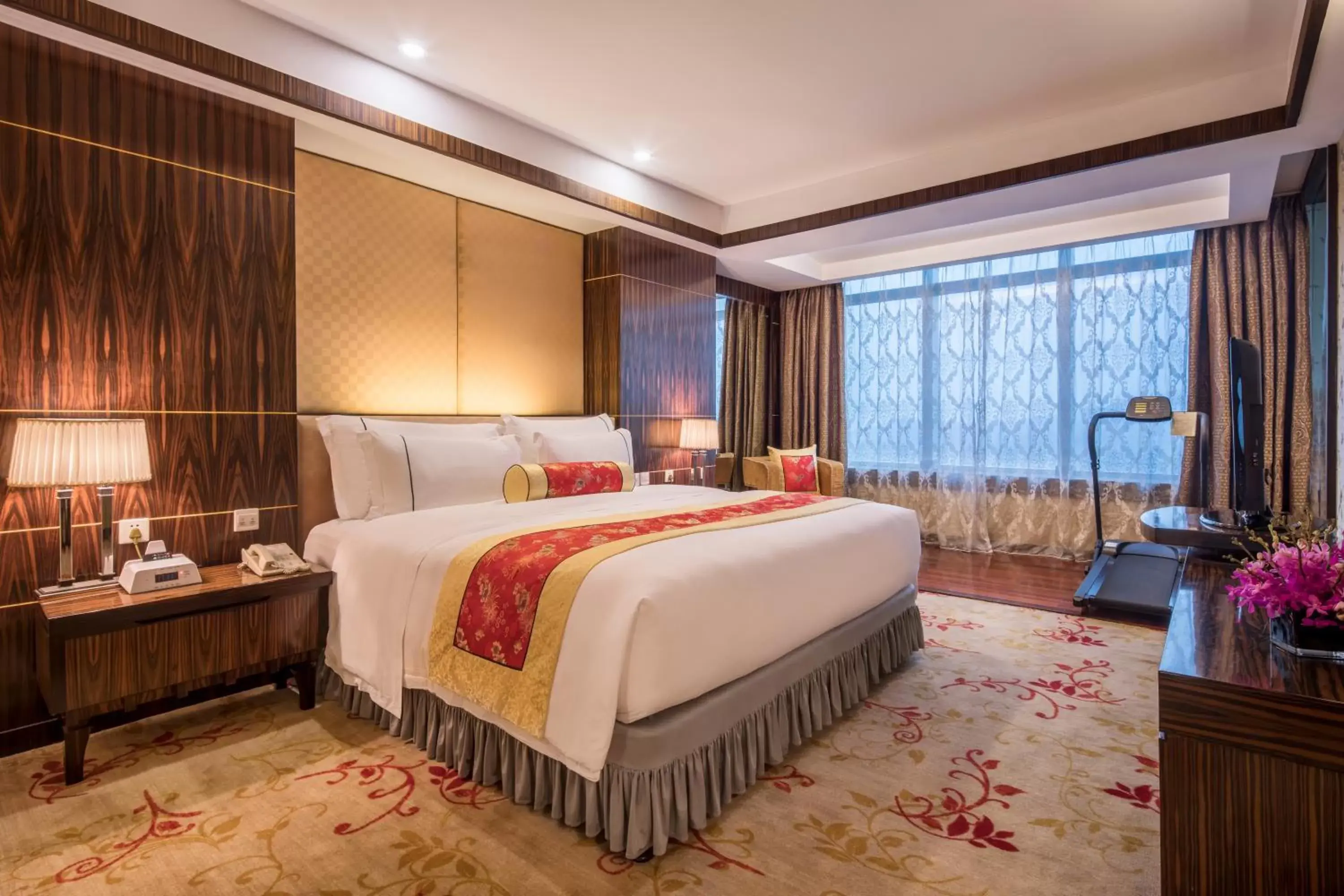 Executive Suite in Asia International Hotel Guangdong Executive Suite in Asia International Hotel Guangdong