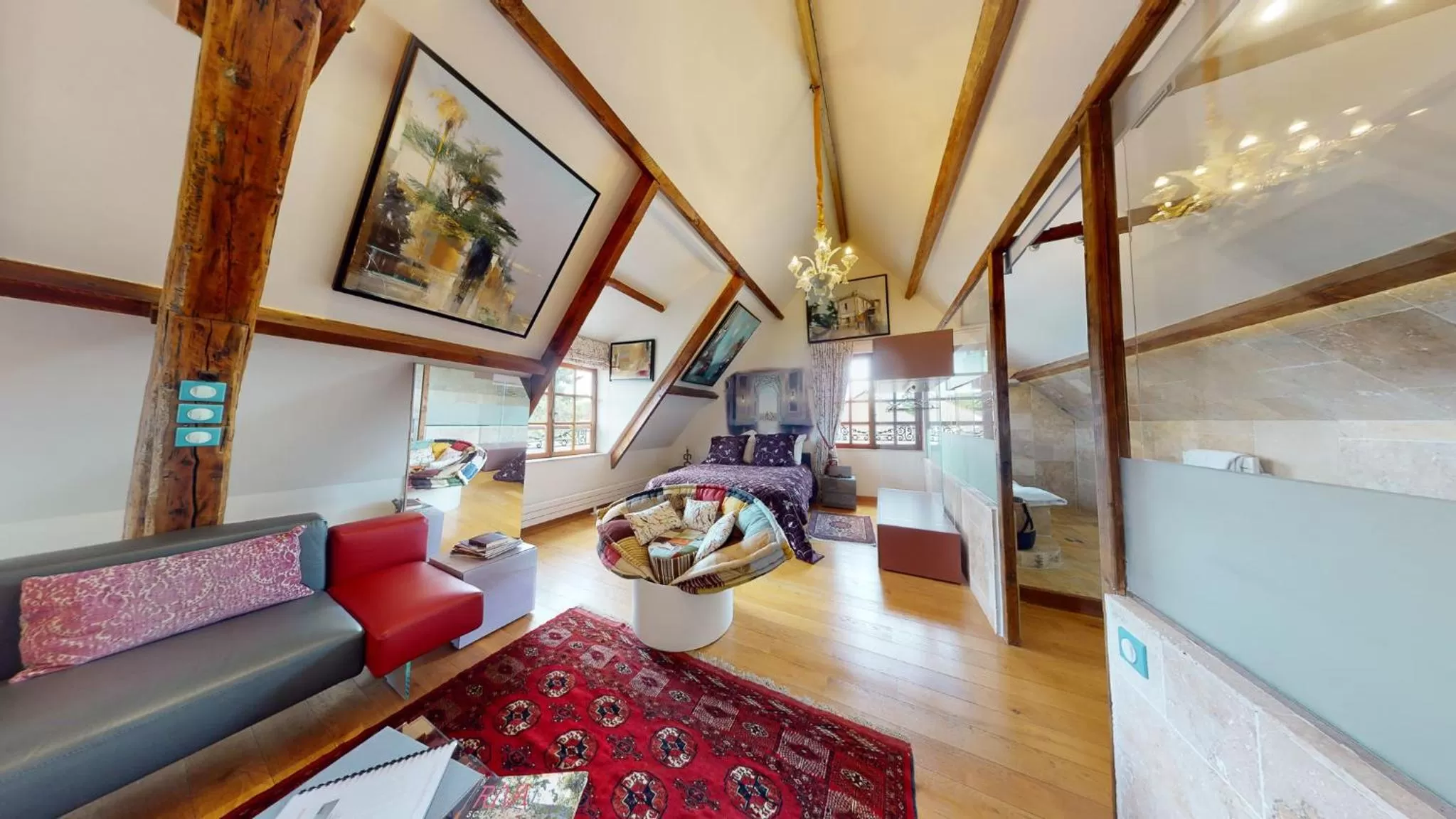 Bed in Besharat Gallery & Museum