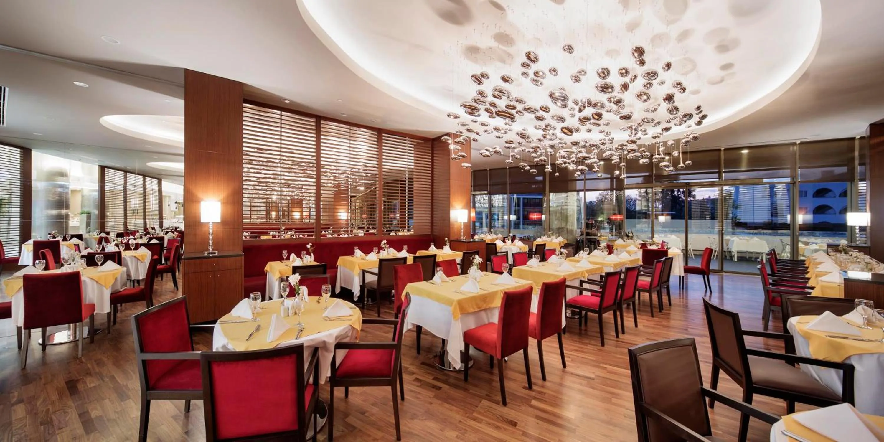 Restaurant/places to eat in The Sense Deluxe