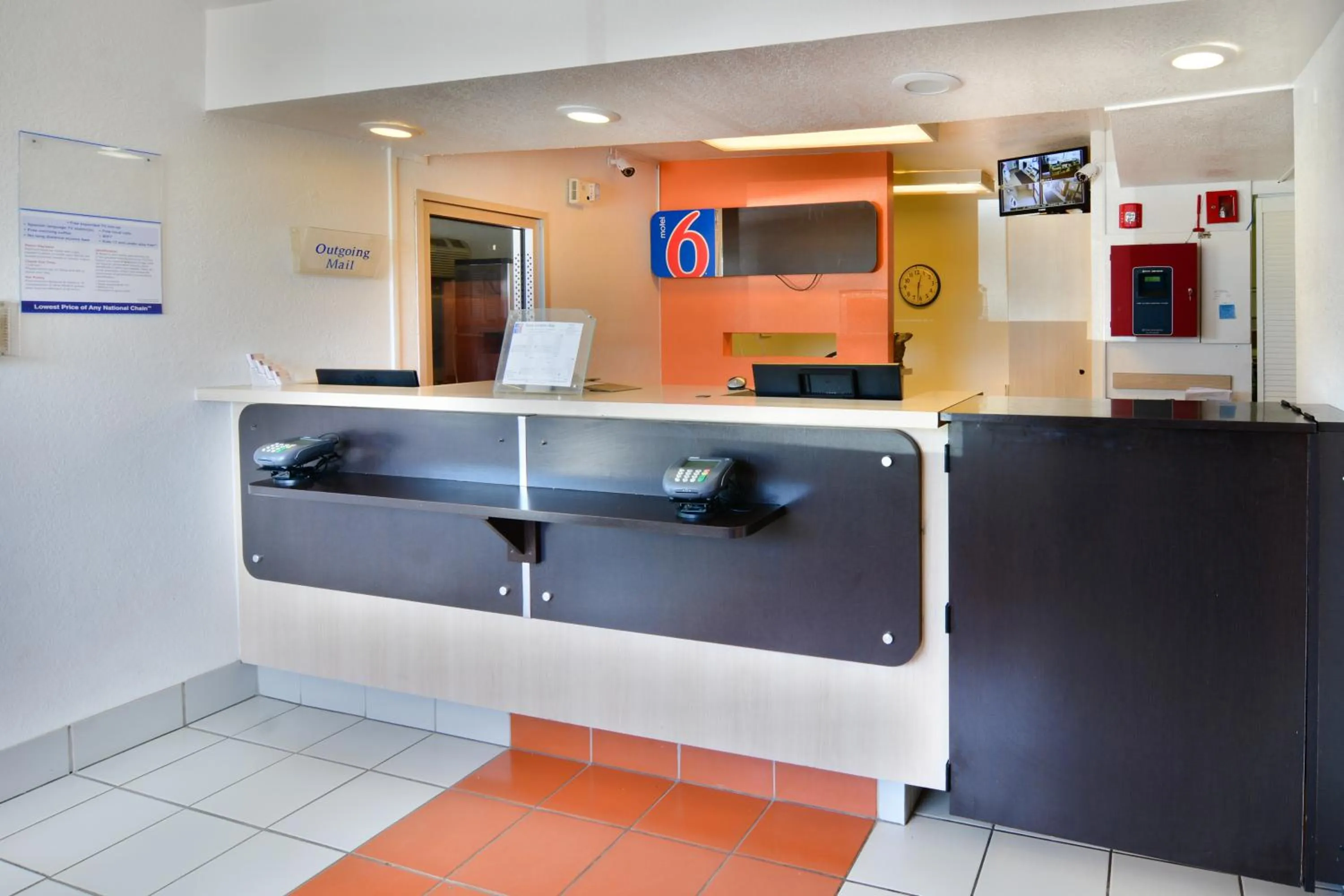Lobby or reception in Motel 6-Galveston, TX