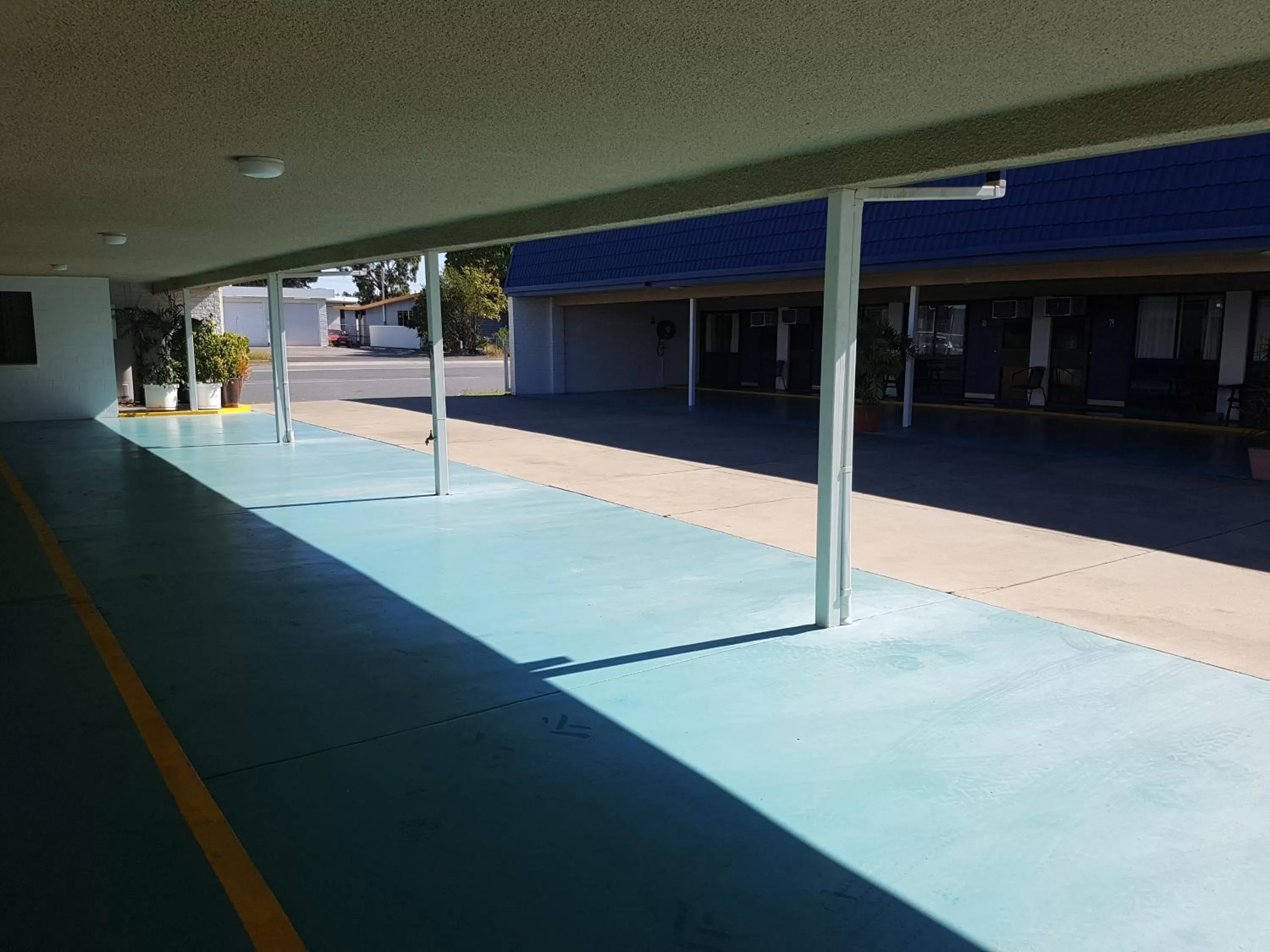 Parking, Swimming Pool in Fitzroy Motor Inn