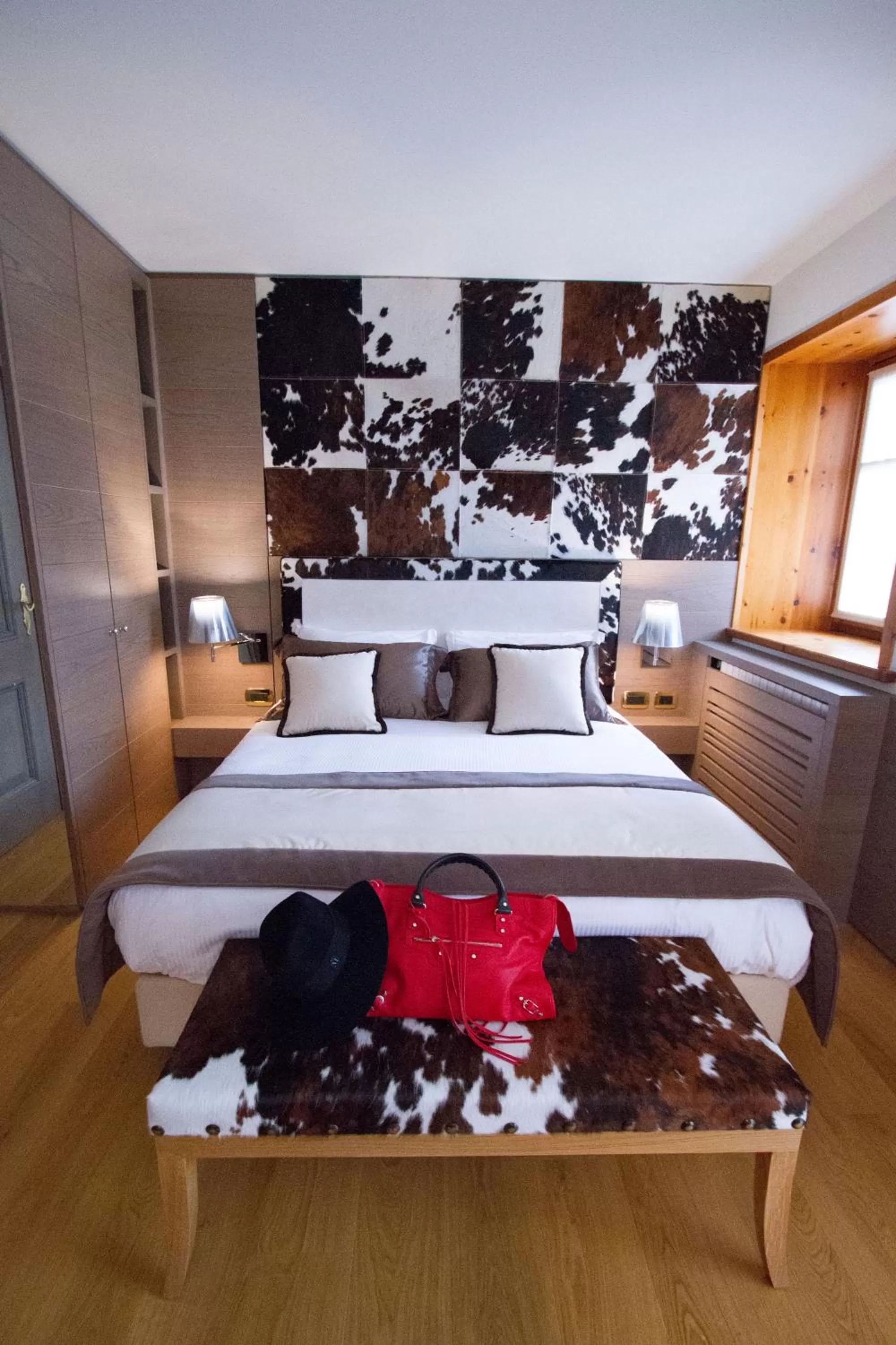 Day, Bed in Ambra Cortina Luxury&Fashion Hotel