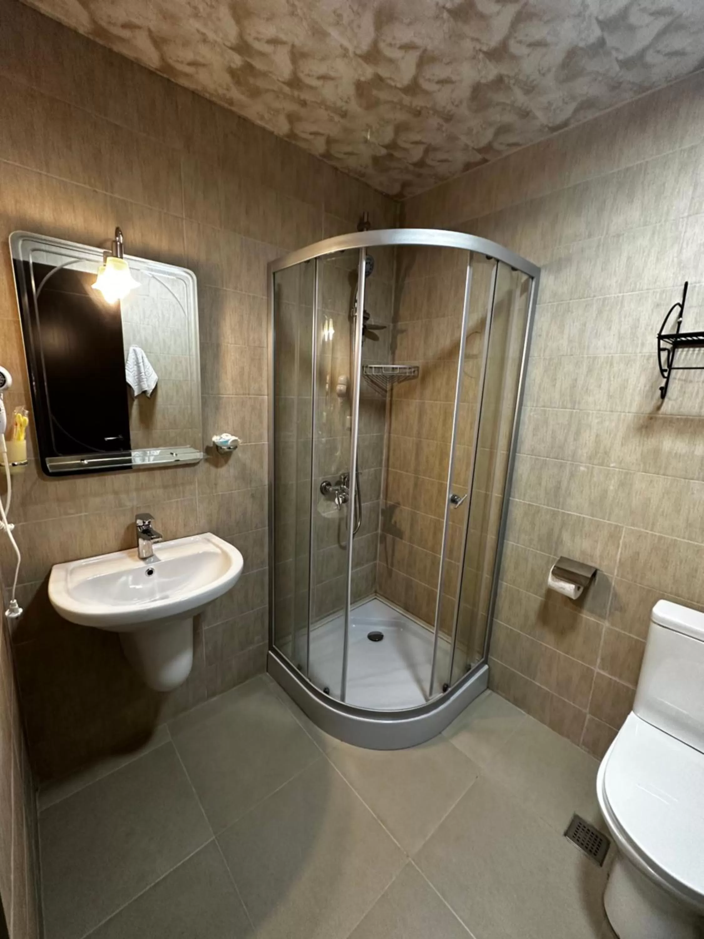 Bathroom in Hotel Brighton