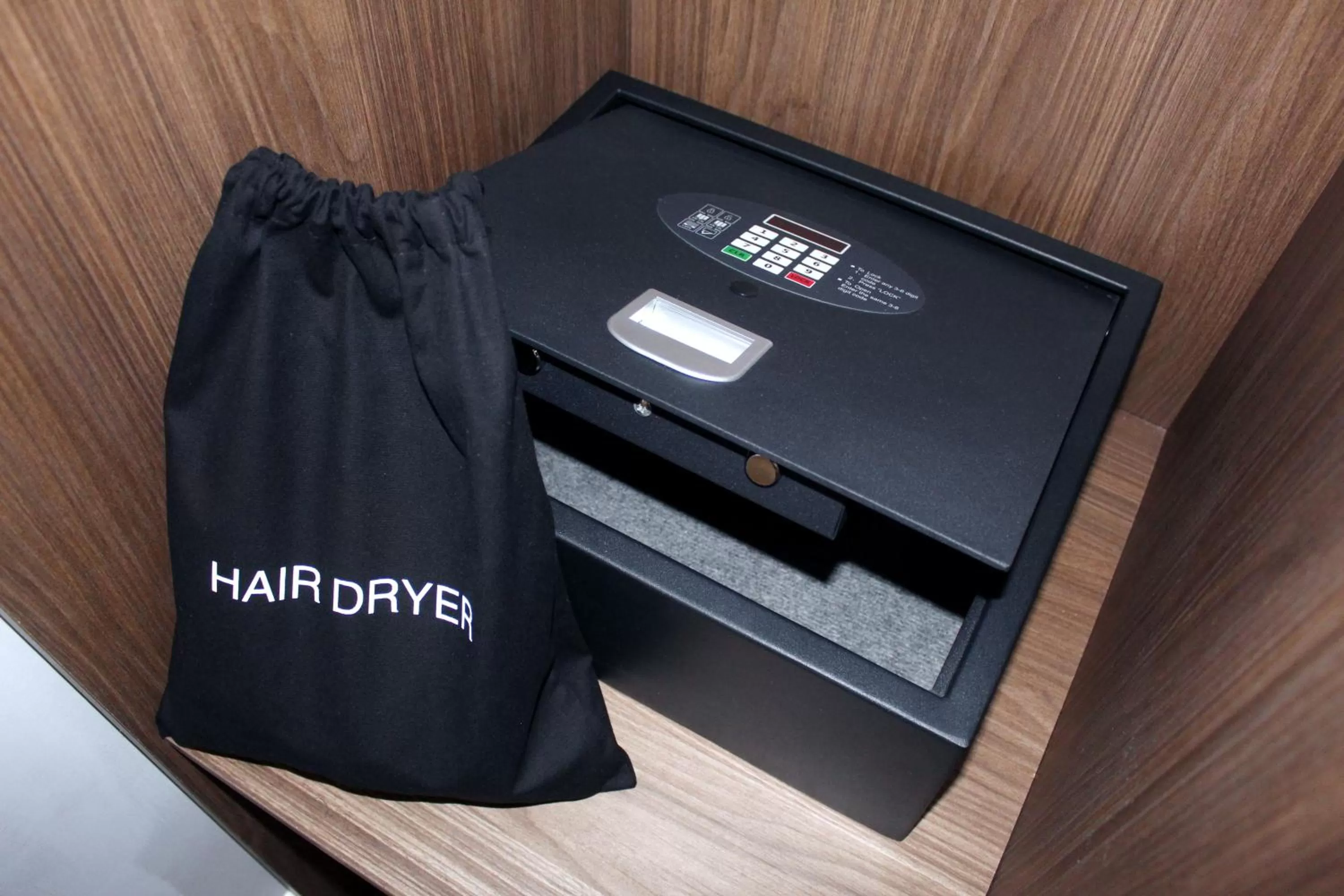 Area and facilities in CG Kensington