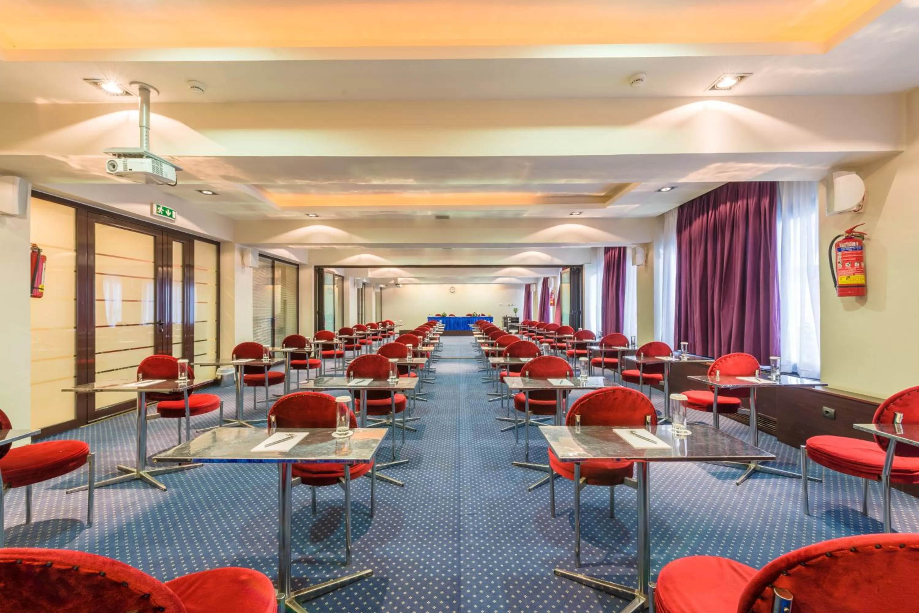 Meeting/conference room in Queen Olga Hotel