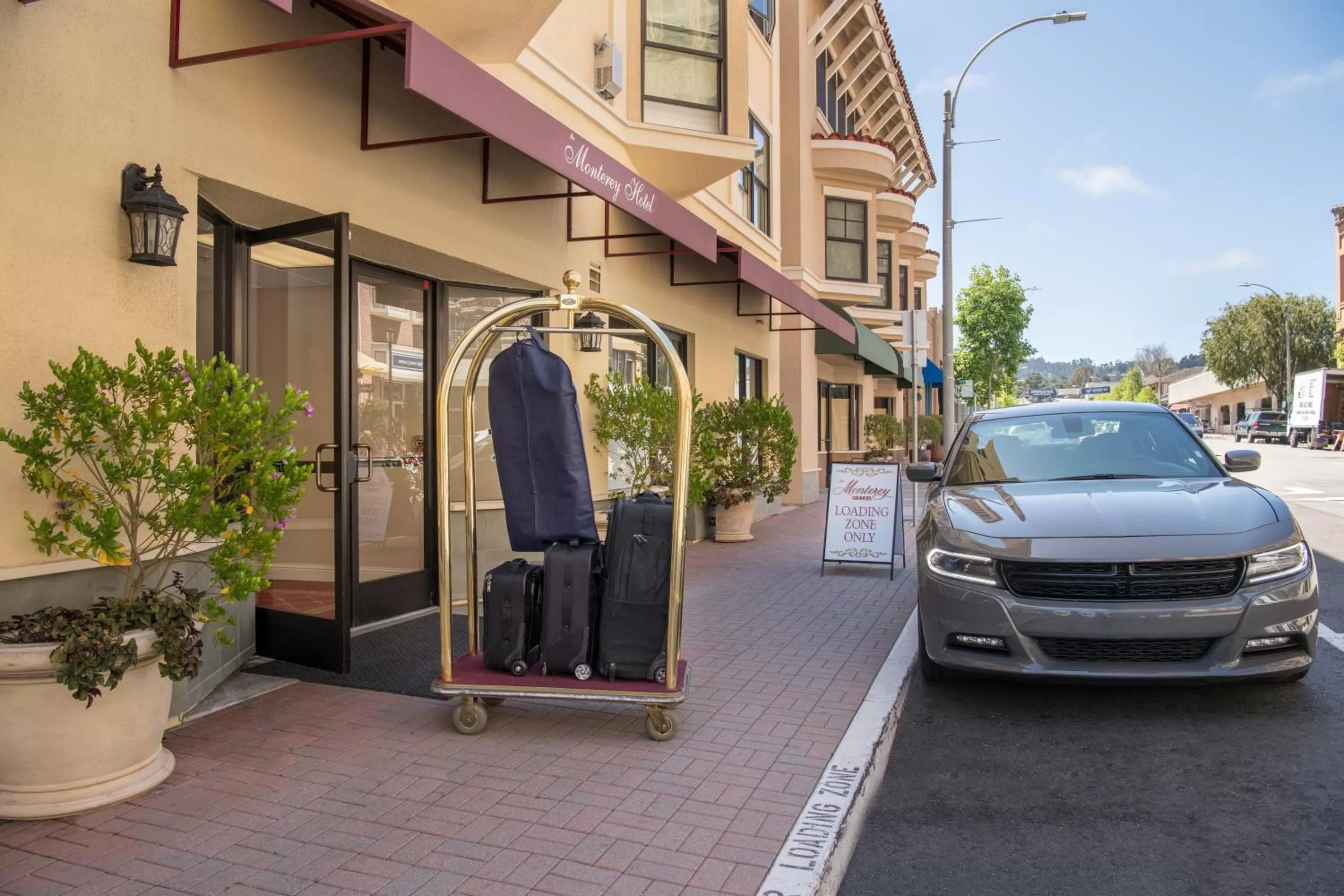 Lobby or reception in The Monterey Hotel