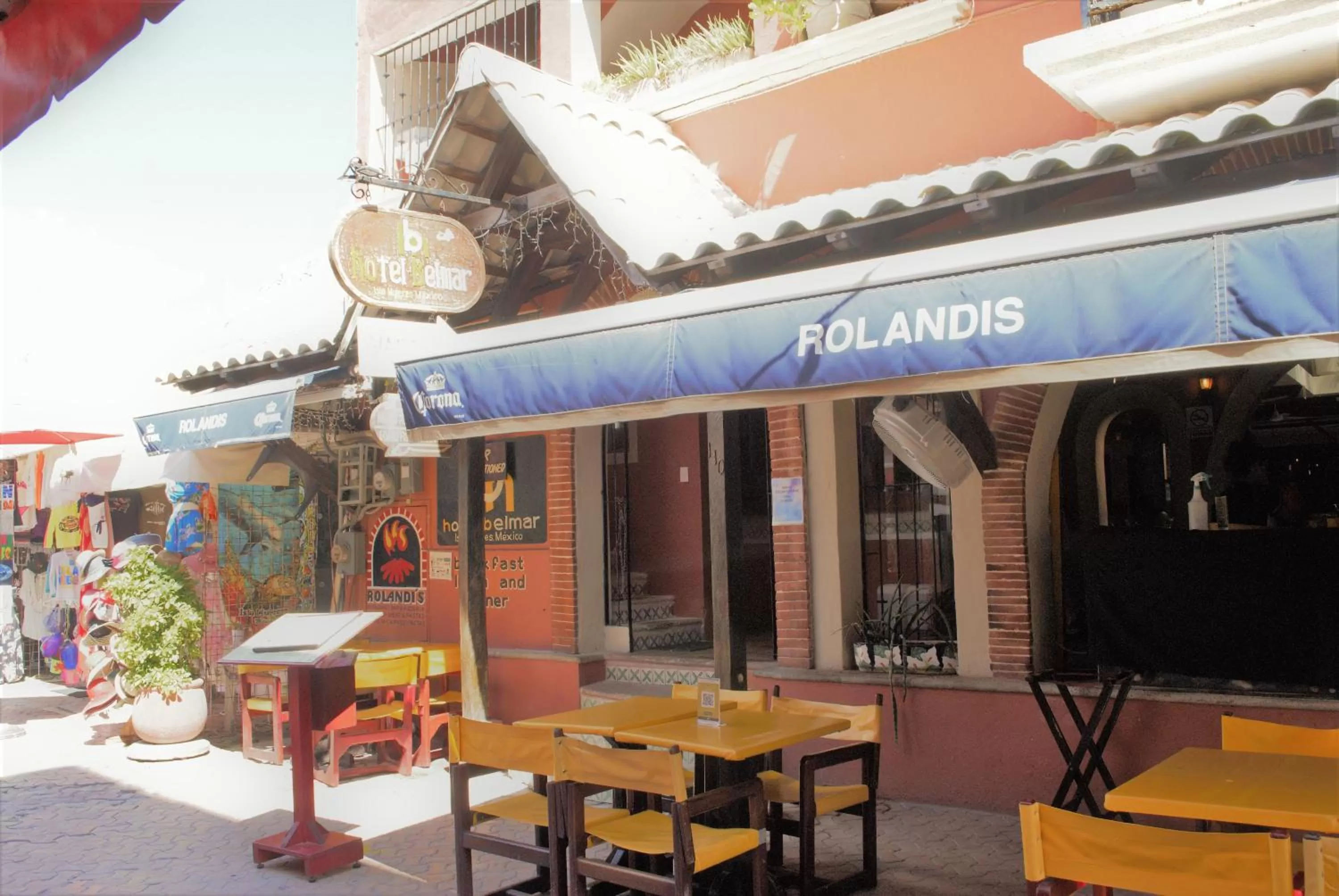 Facade/entrance in Hotel Belmar