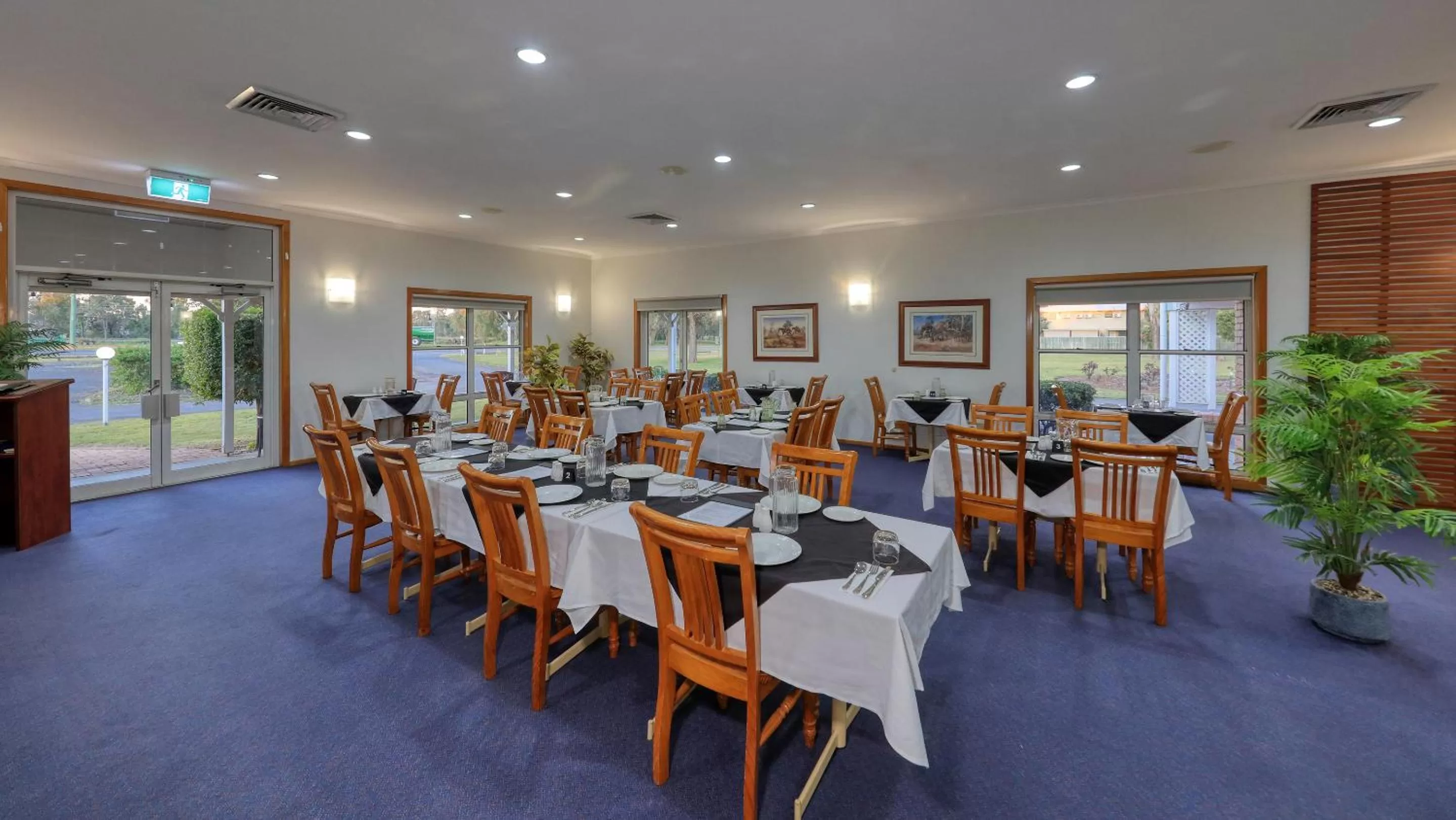 Restaurant/places to eat in Chinchilla Great Western Motor Inn