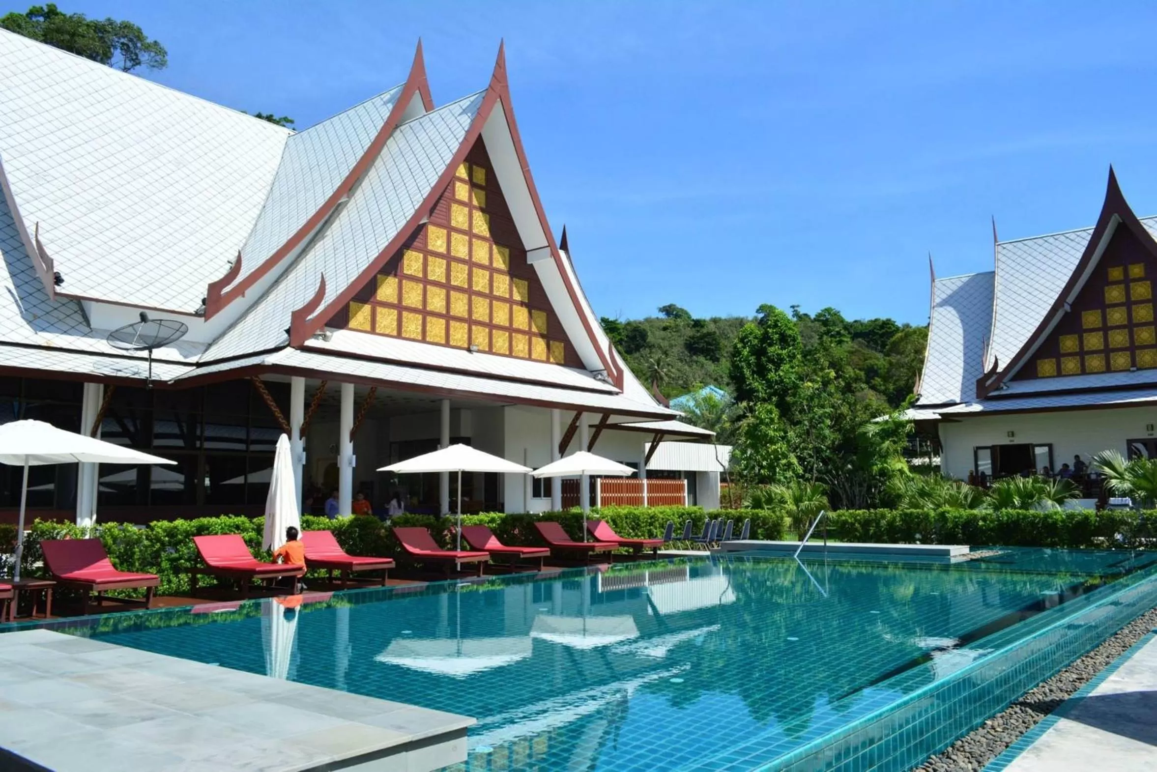 Swimming pool in Bhu Tarn Koh Chang Resort & Spa