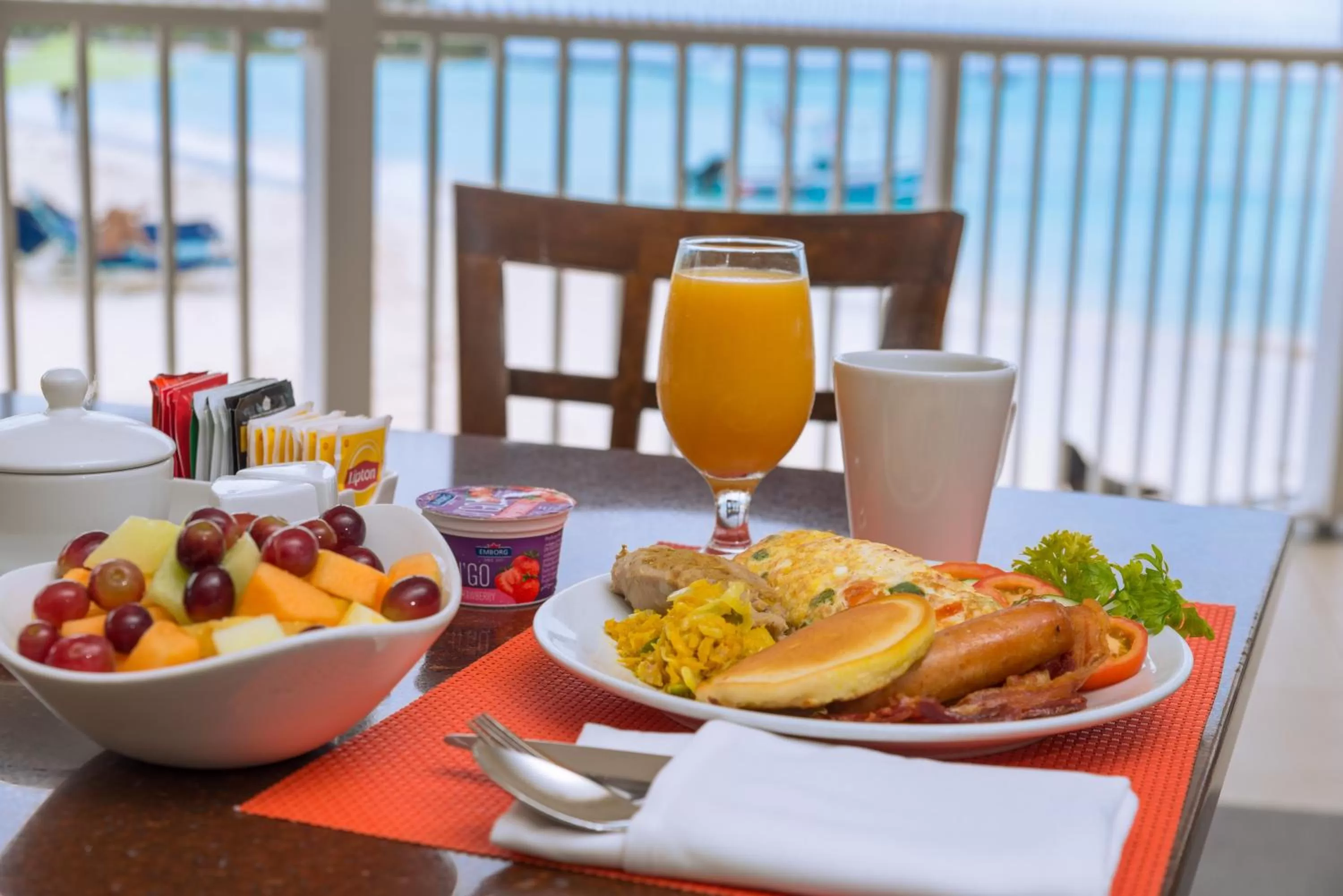 Breakfast in Radisson Aquatica Resort Barbados