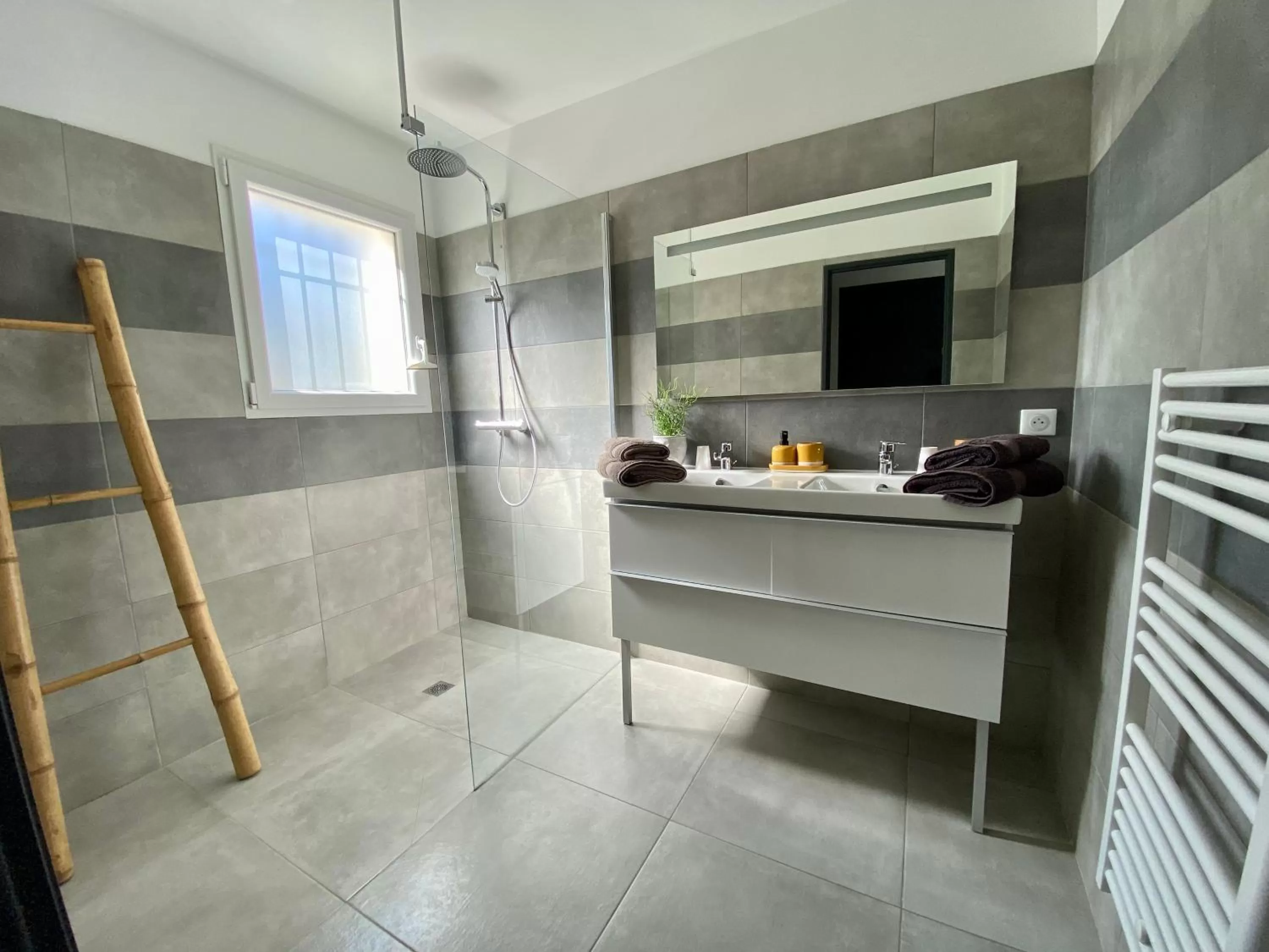 Bathroom in La Bella Vita