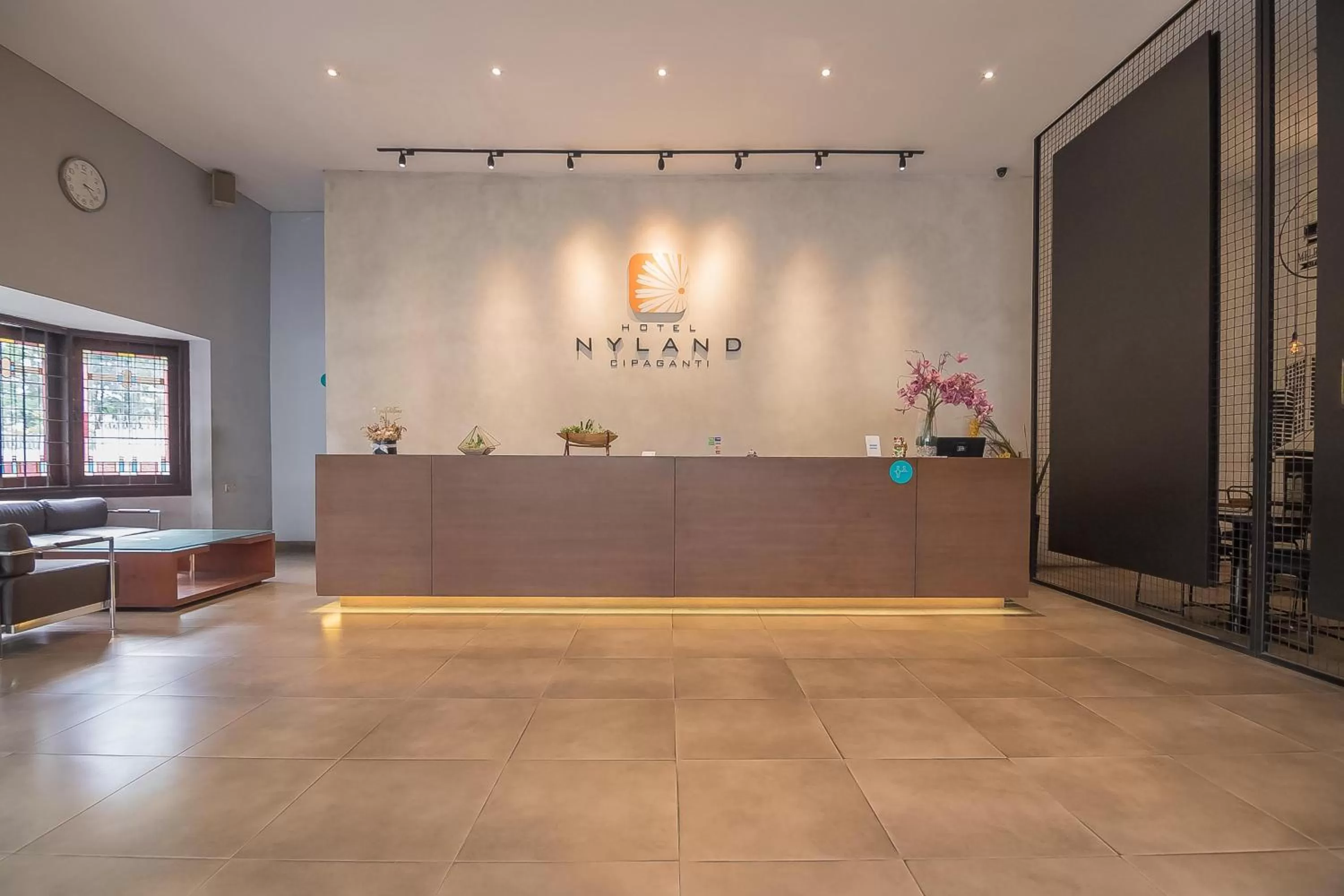 RedDoorz Plus @ Cipaganti Street 3