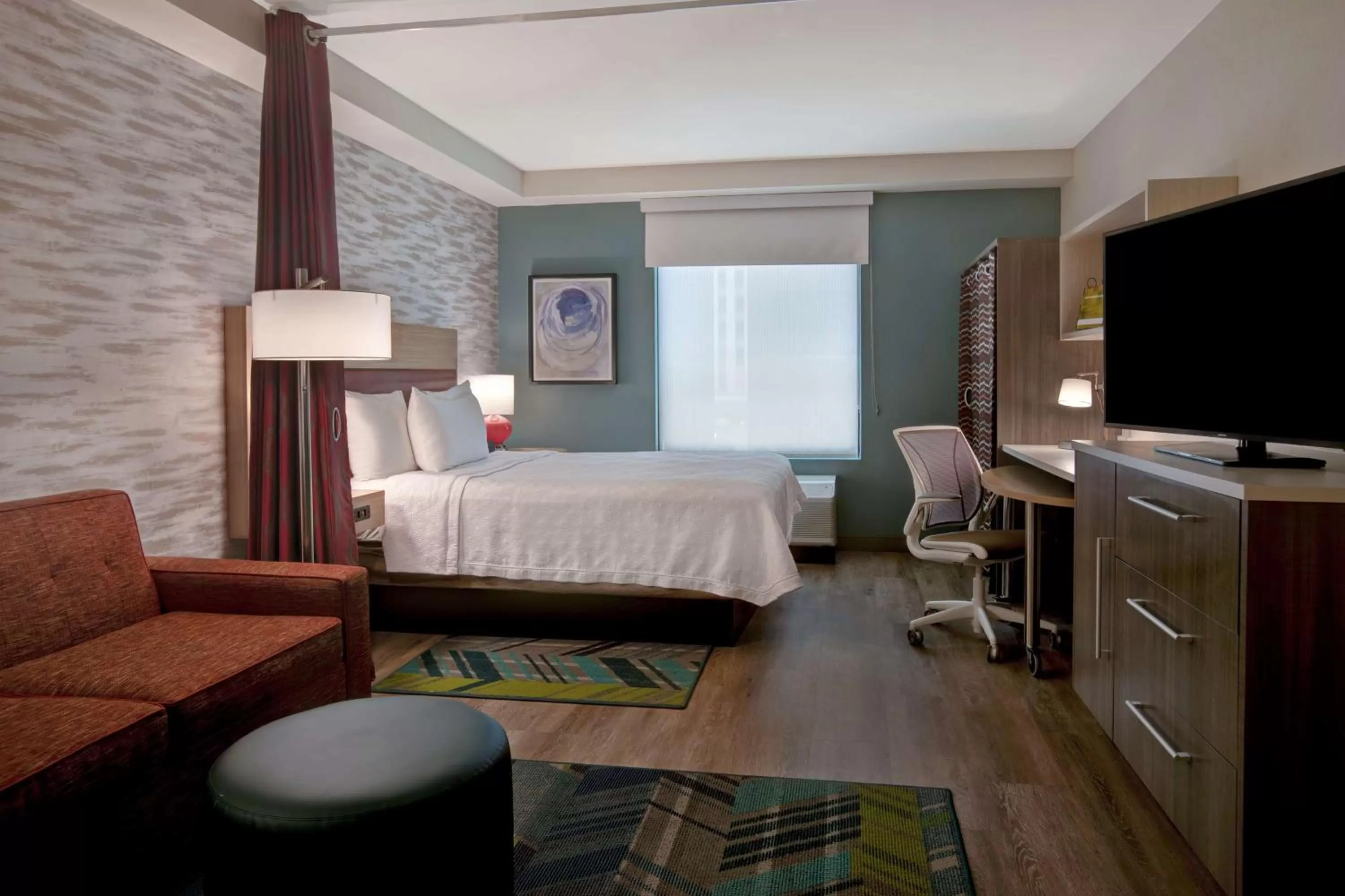 Bed in Home2 Suites By Hilton San Antonio on the Riverwalk