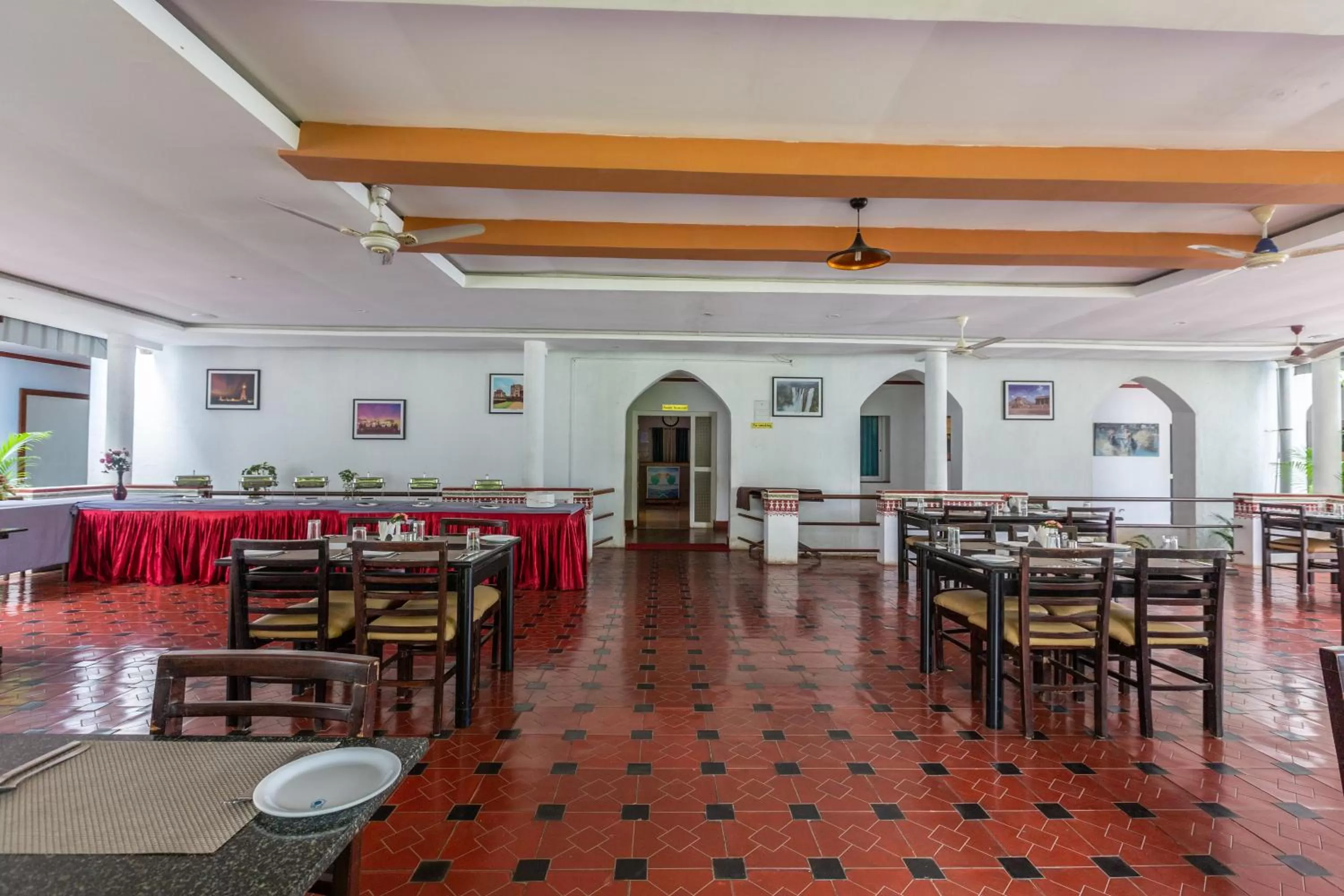 Restaurant/Places to Eat in KSTDC Hotel Mayura Bhuvaneshwari Kamalapur