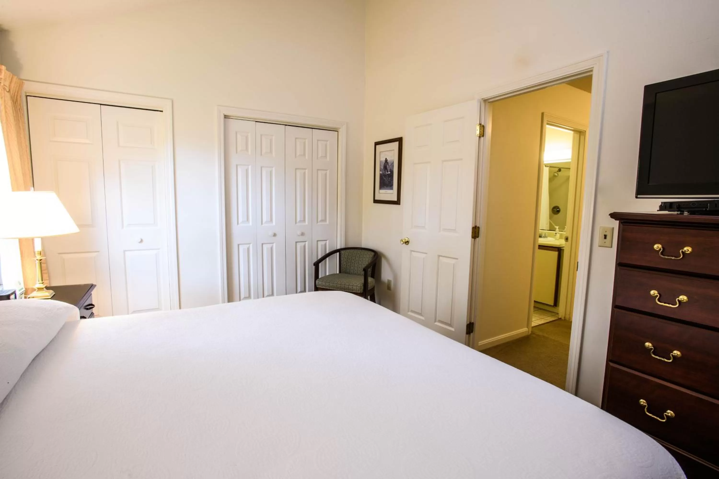 Bedroom, Bed in The Harraseeket Inn & Event House Freeport Downtown