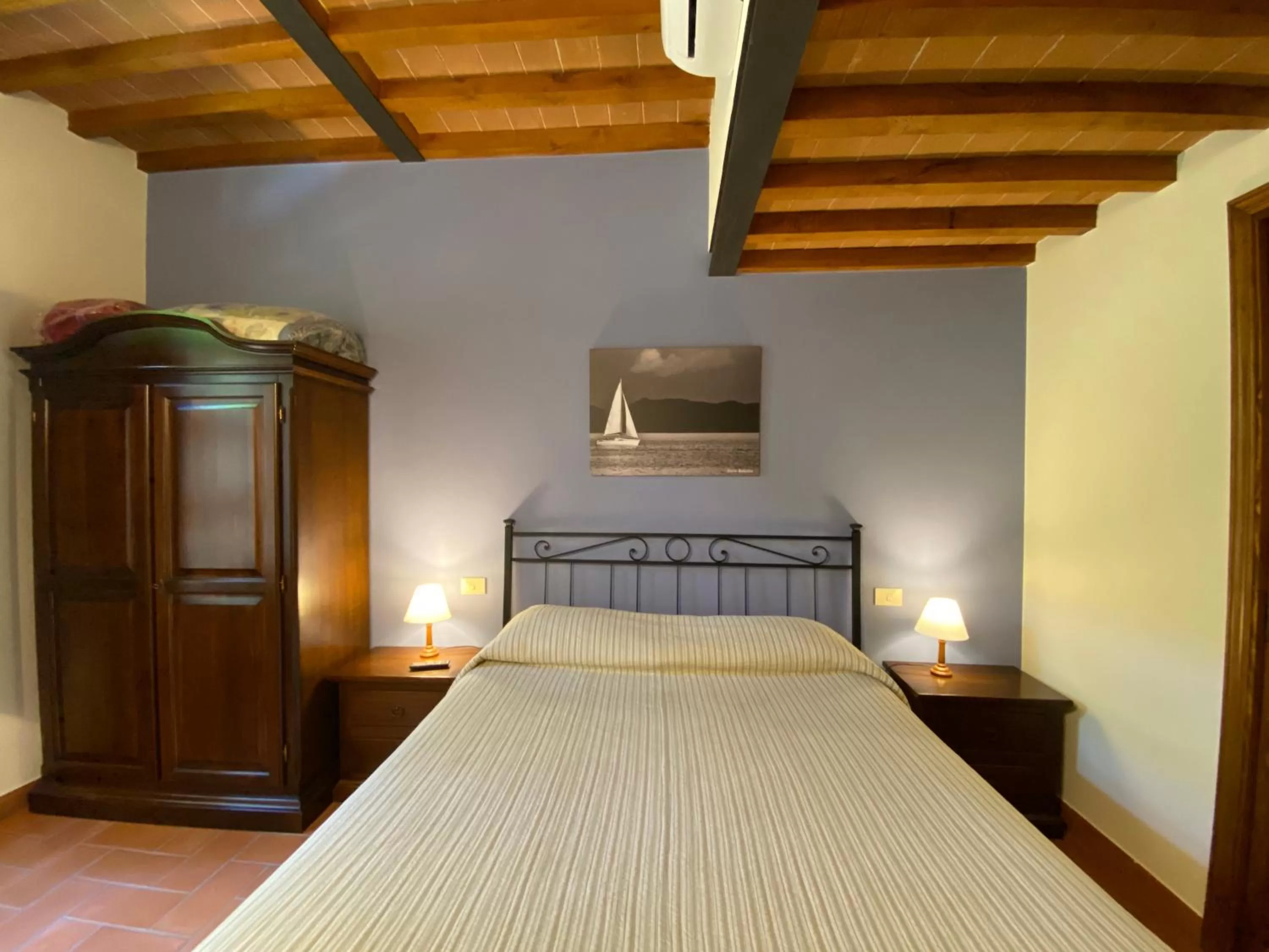 View (from property/room), Bed in Agriturismo Tenuta Badia
