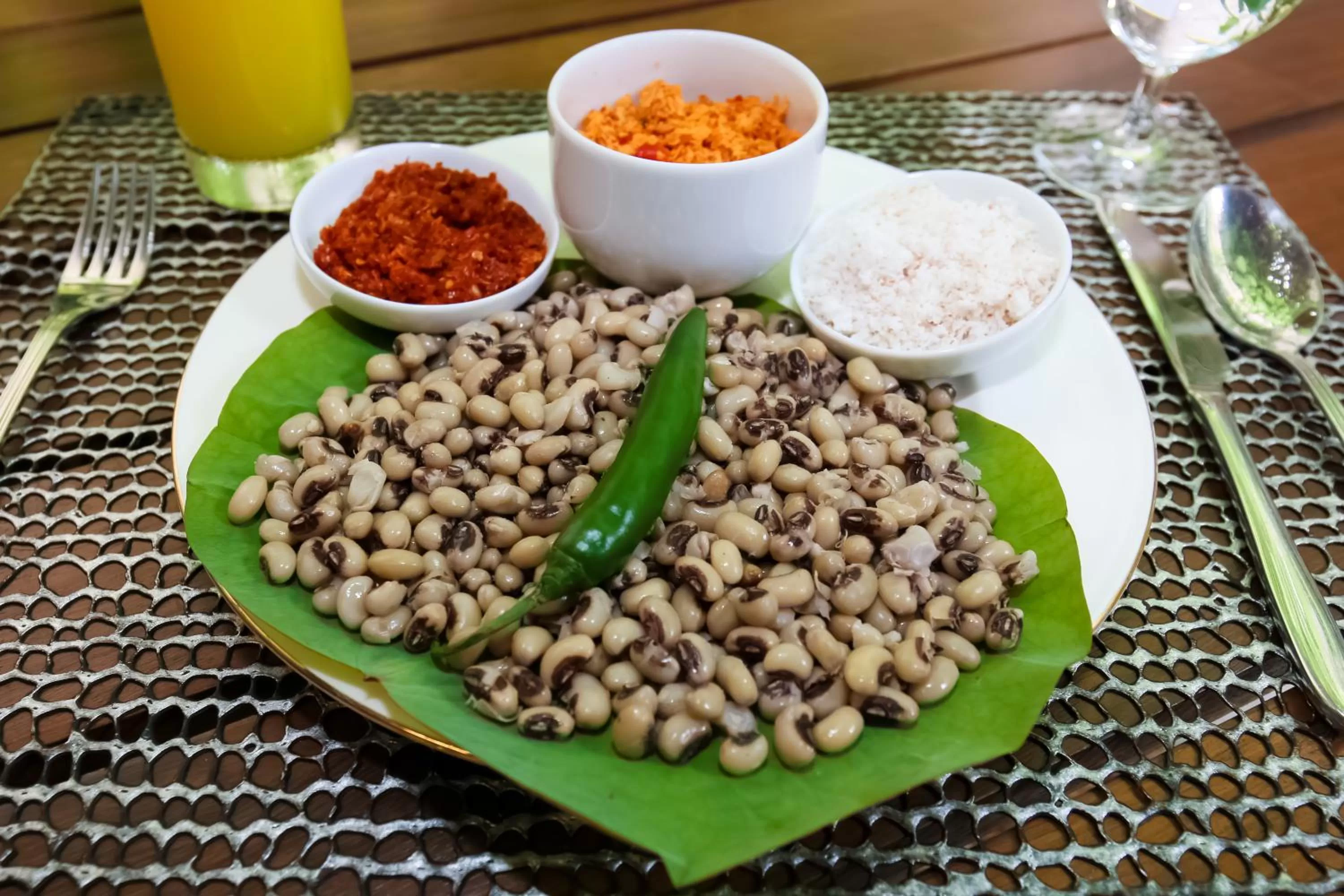 Food and drinks in Surf Sea Breeze