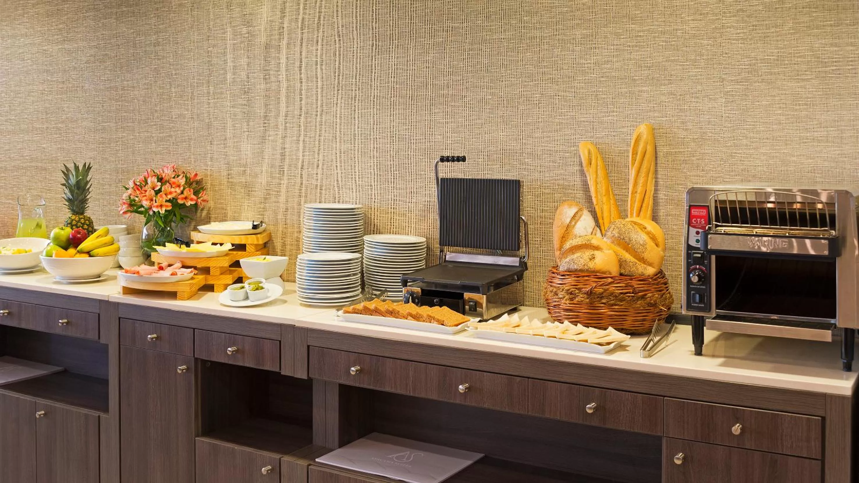 Restaurant/places to eat in Hotel Atacama Suites