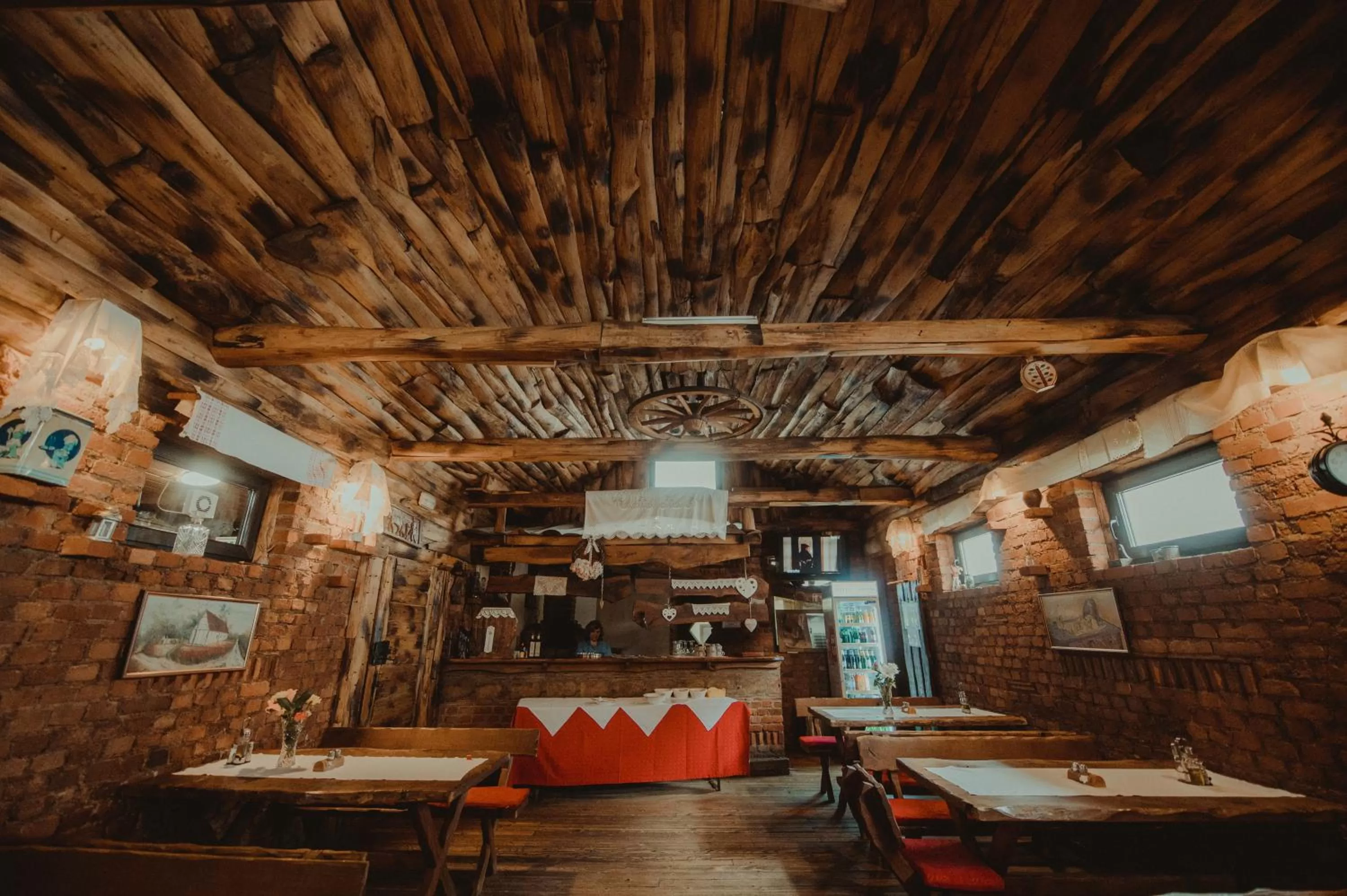 Restaurant/Places to Eat in B&B Laguna