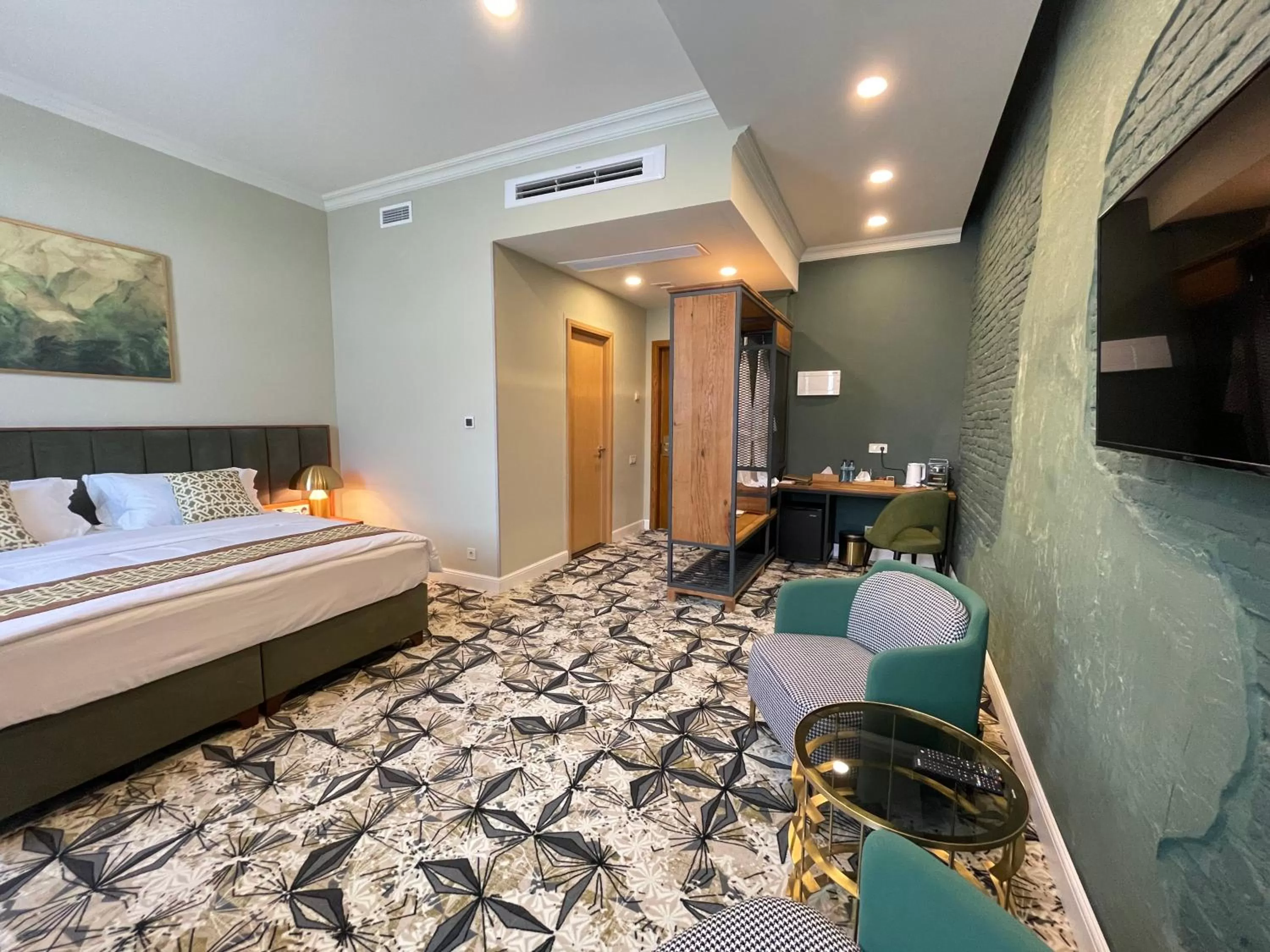 Bed in Grand Opera Hotel