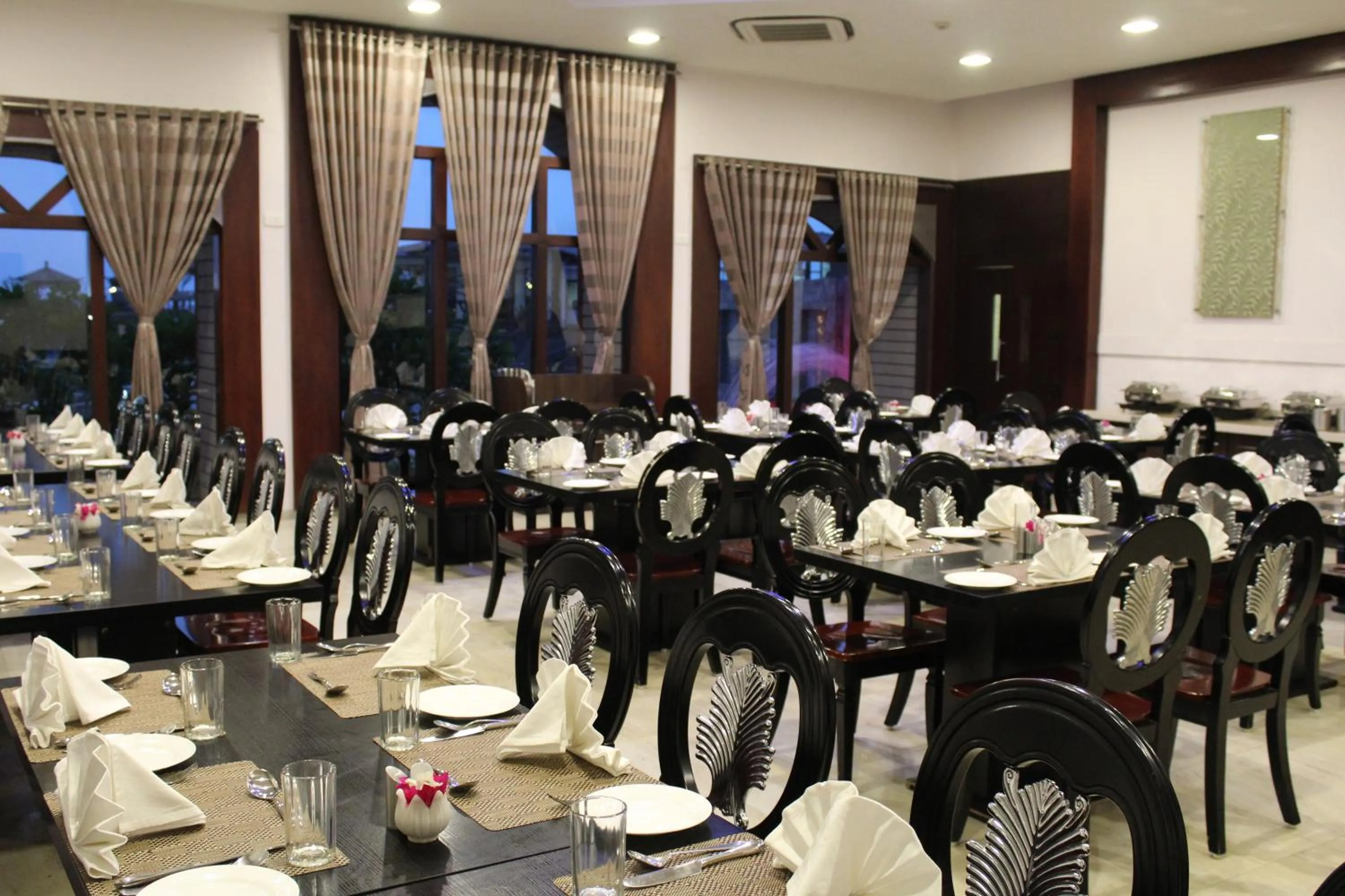 Restaurant/Places to Eat in Regenta Resort Bhuj by Royal Orchid Hotels Limited