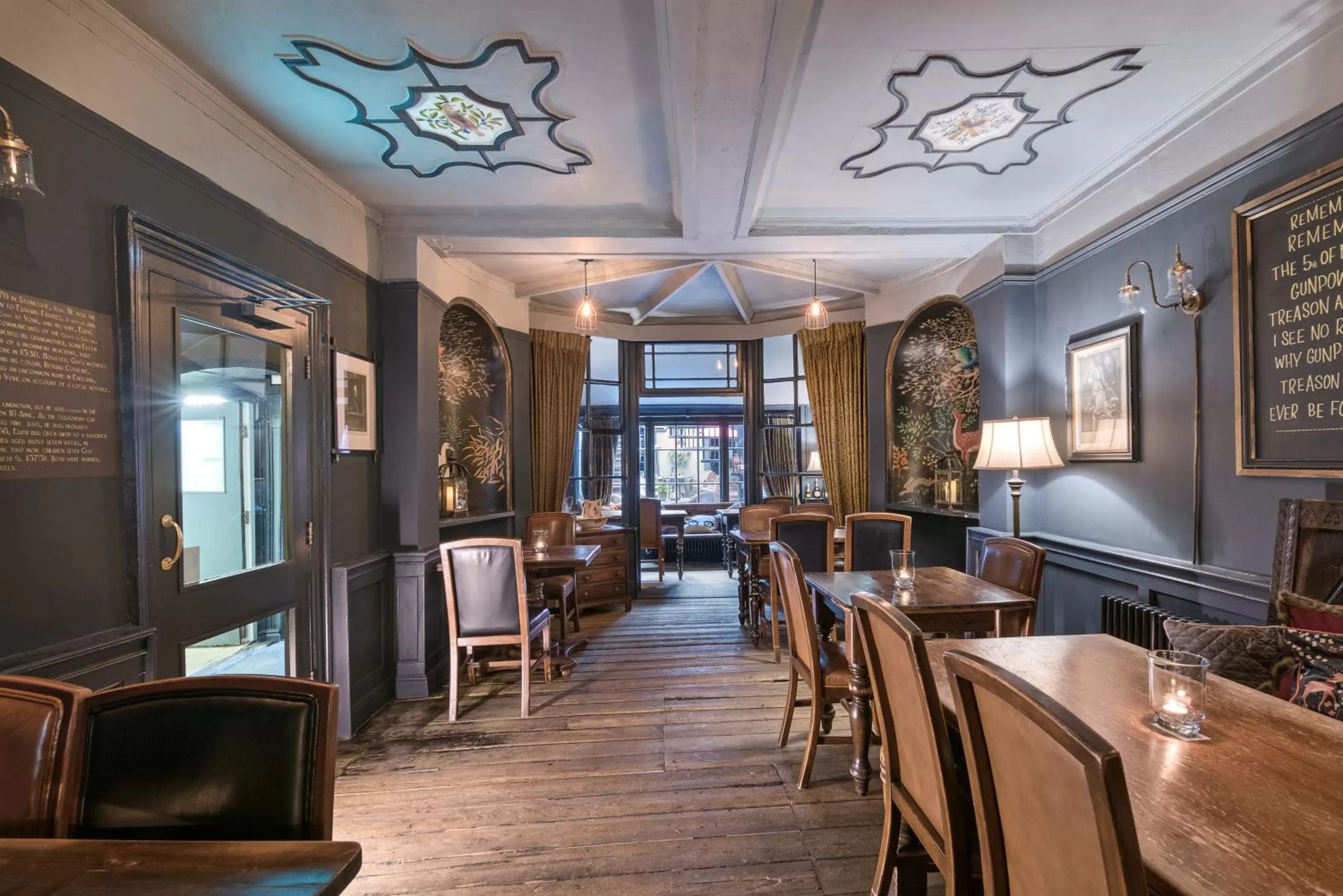 Restaurant/places to eat in Guy Fawkes Inn