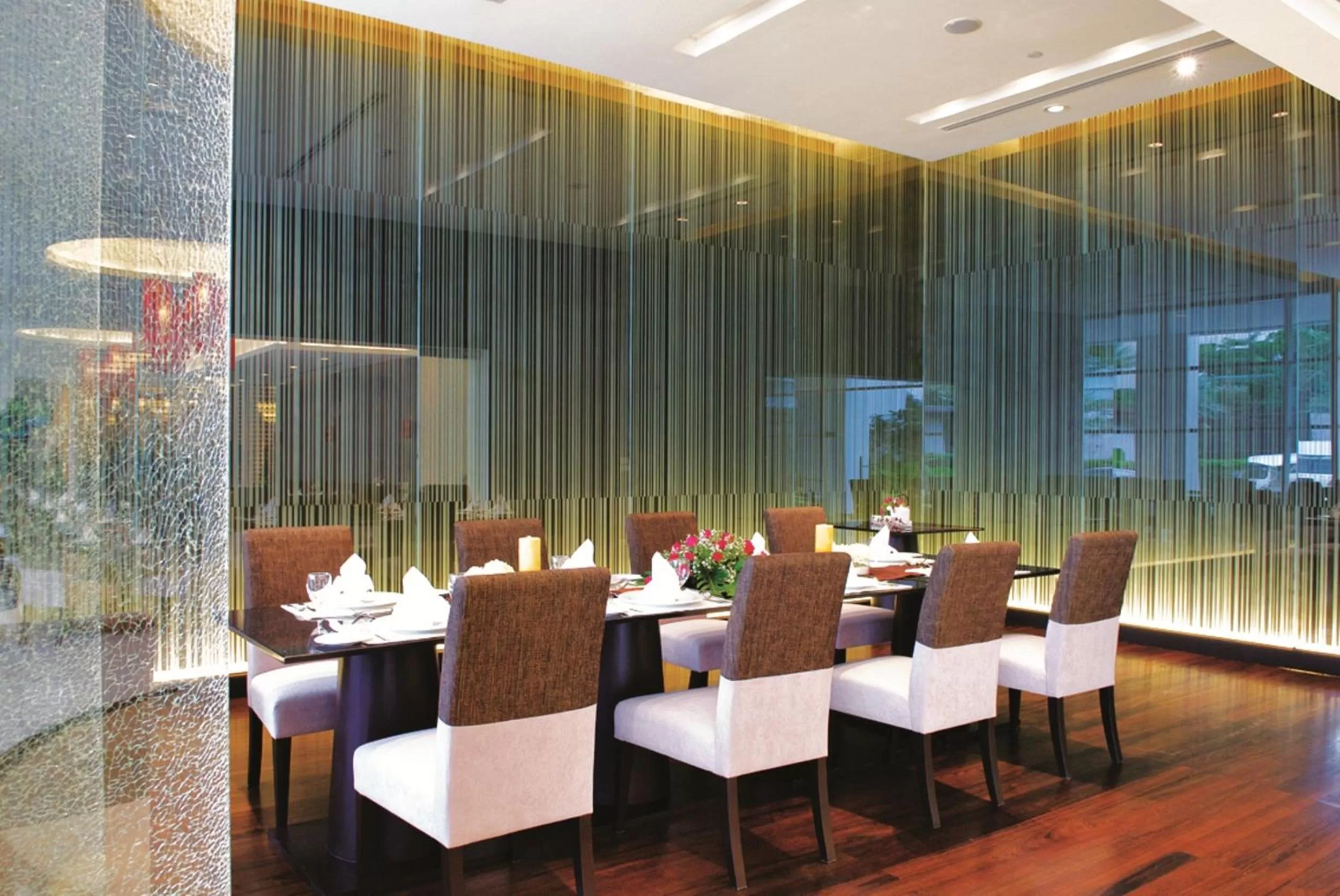 Restaurant/places to eat in The Narathiwas Hotel & Residence Sathorn Bangkok
