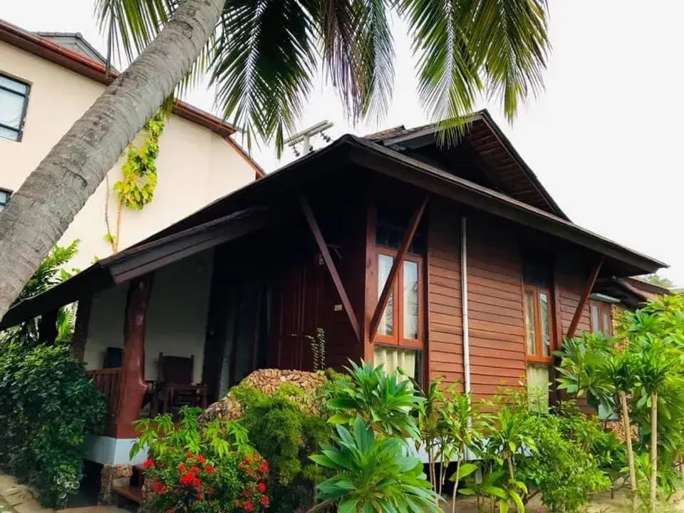 Deluxe Double Room with Garden View in Utopia Resort  Deluxe Double Room with Garden View in Utopia Resort