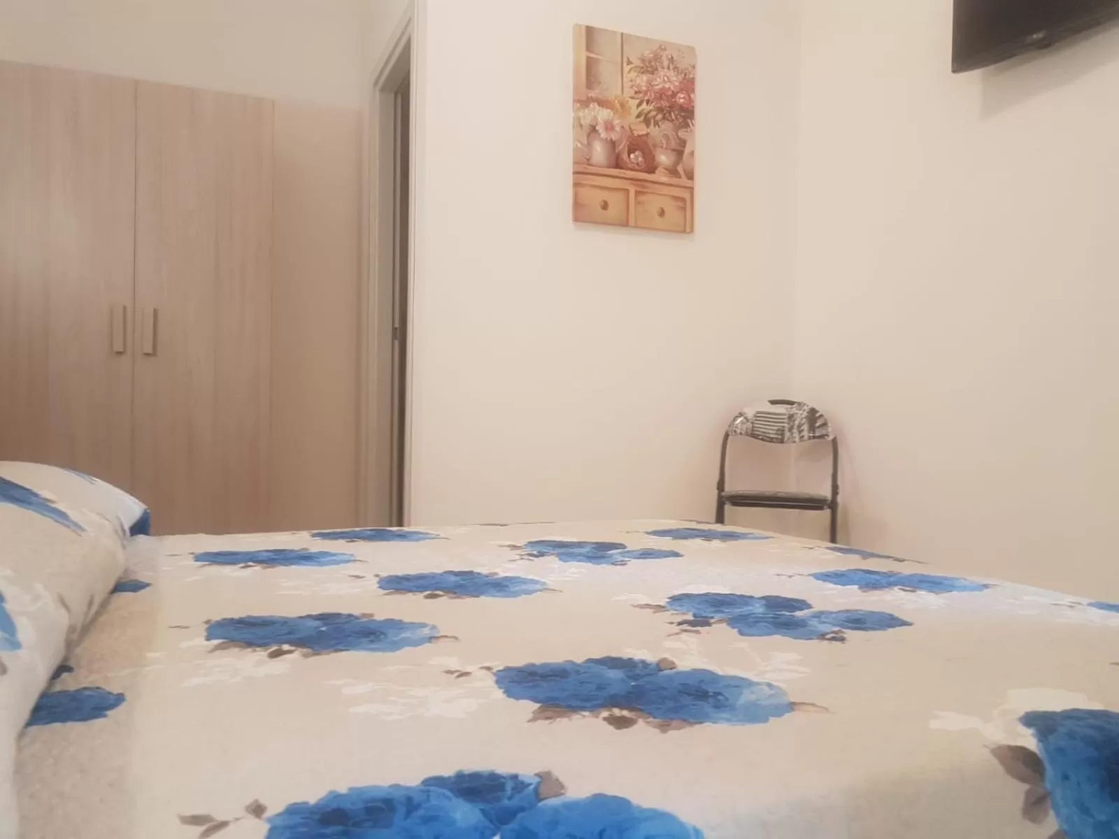 Photo of the whole room, Bed in Da Umby