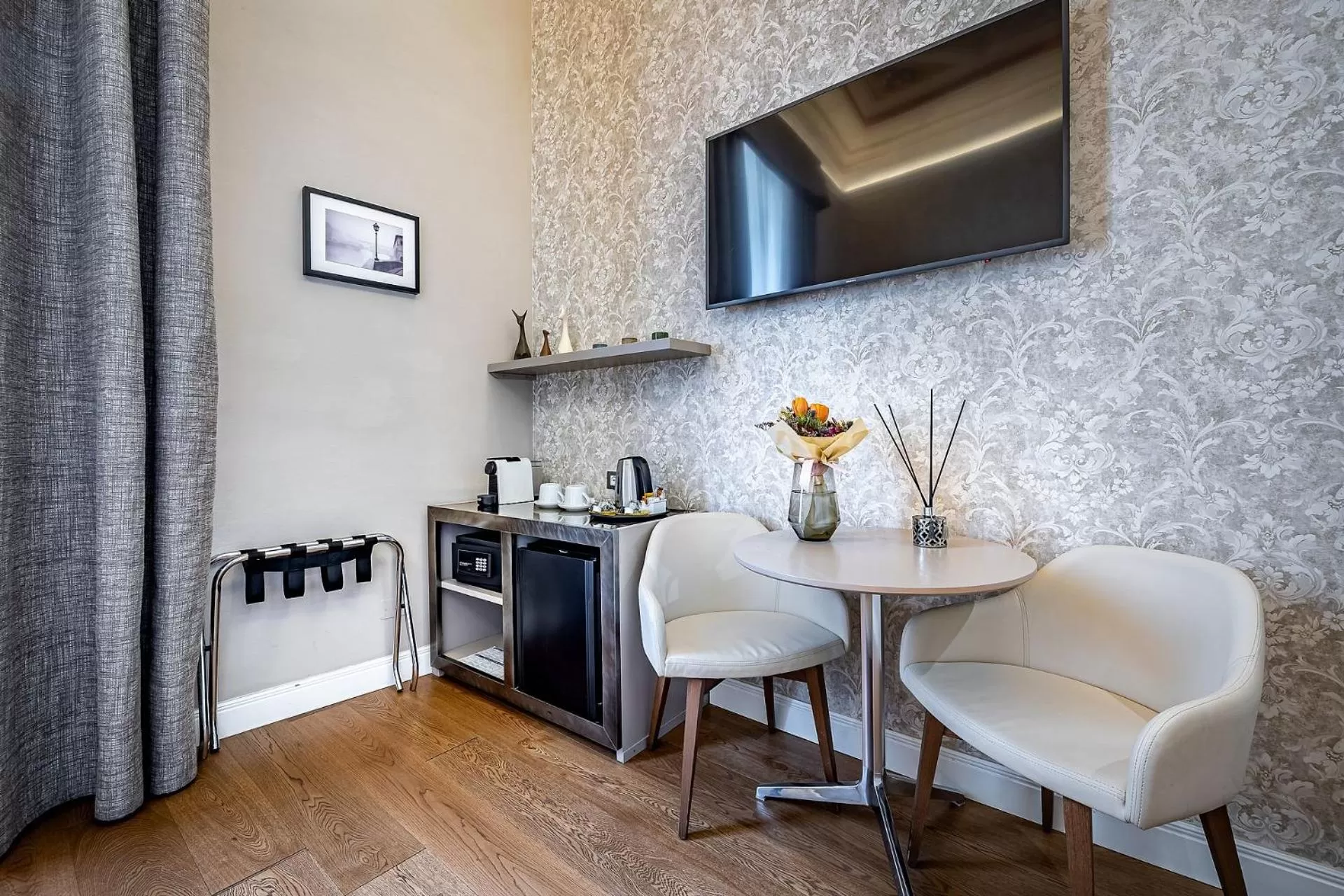 Coffee/tea facilities in Martelli 6 Suite & Apartments