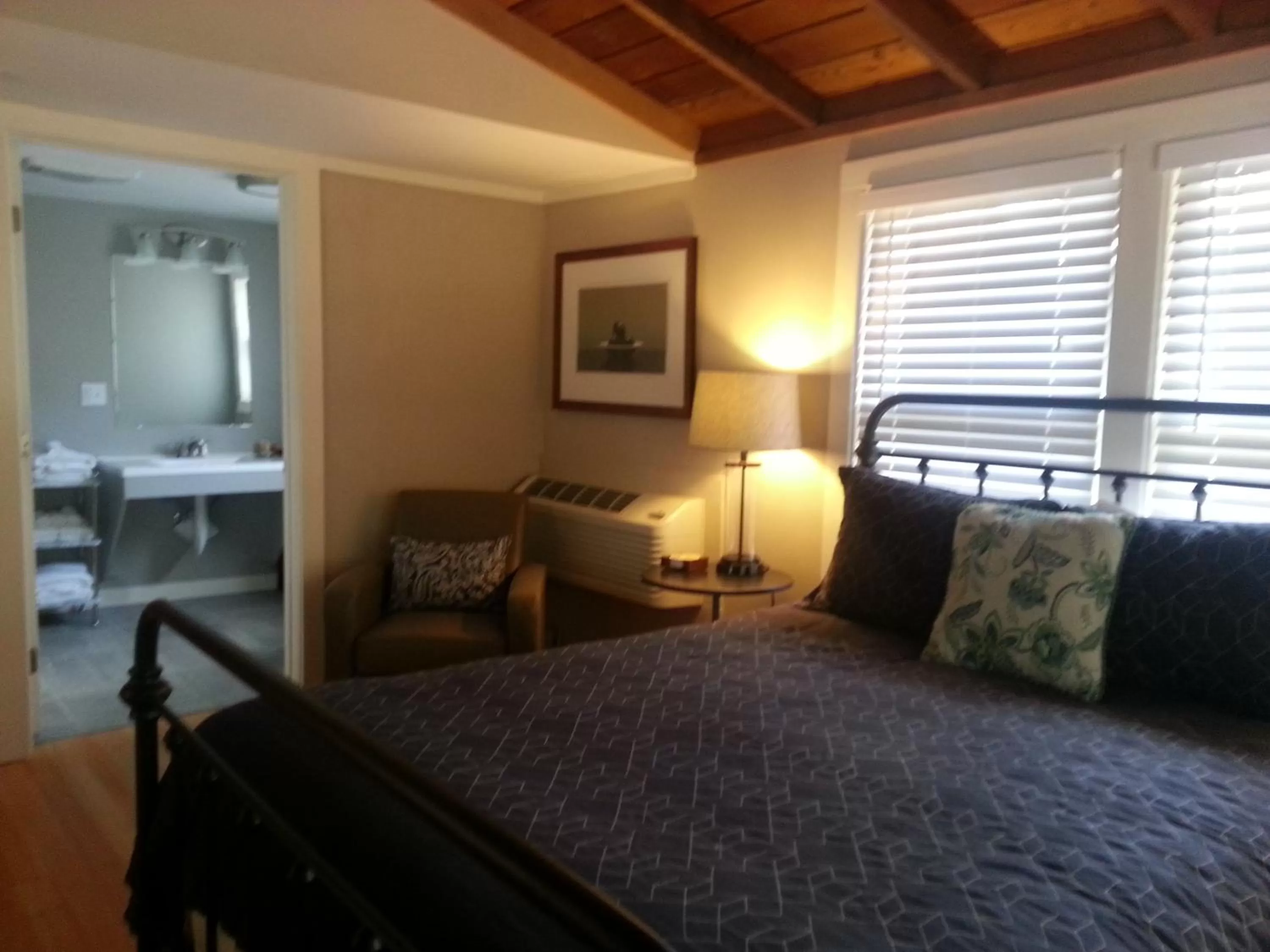 Bed in China Creek Cottages