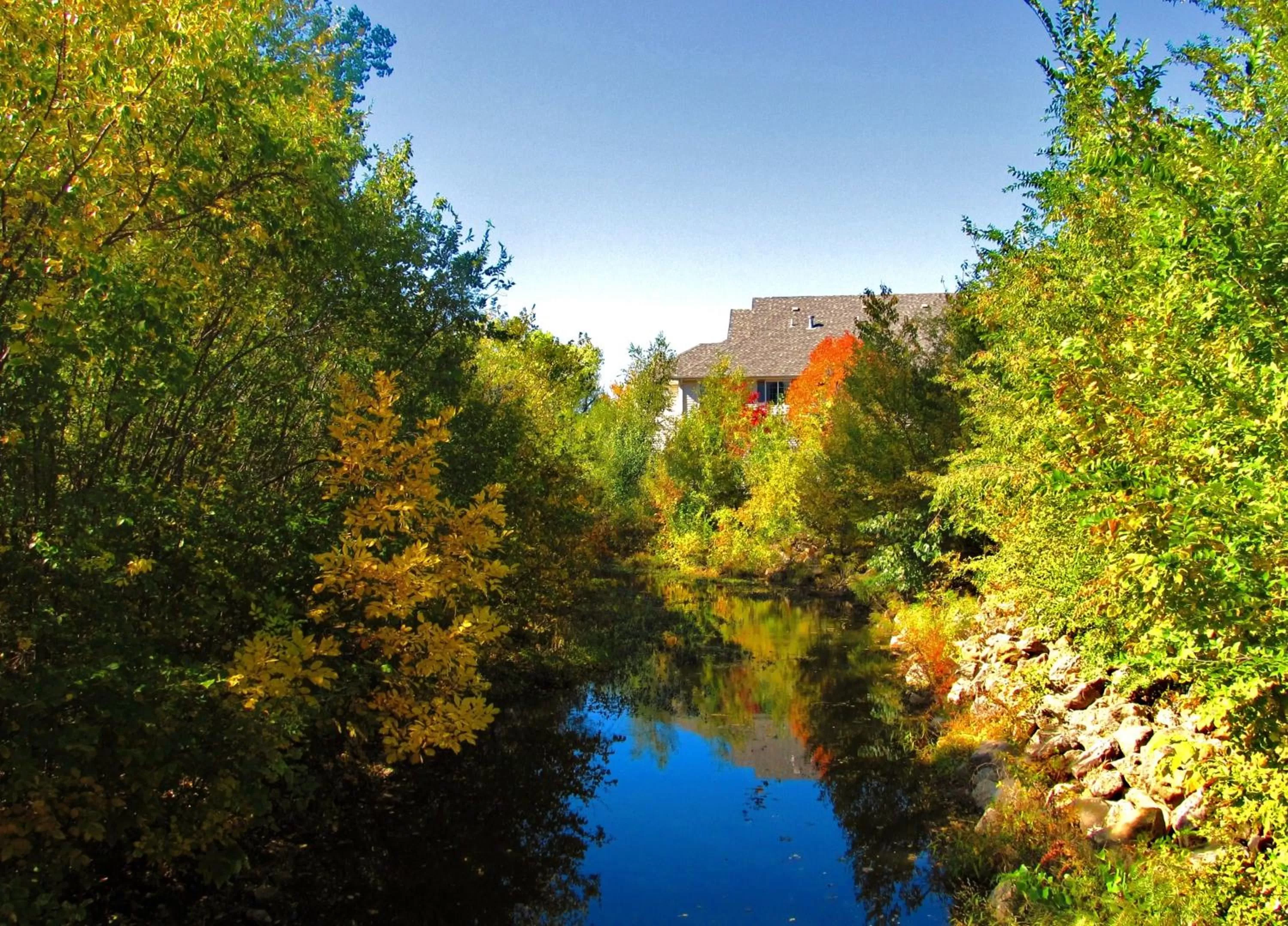 Facade/entrance in Baymont by Wyndham Wichita East