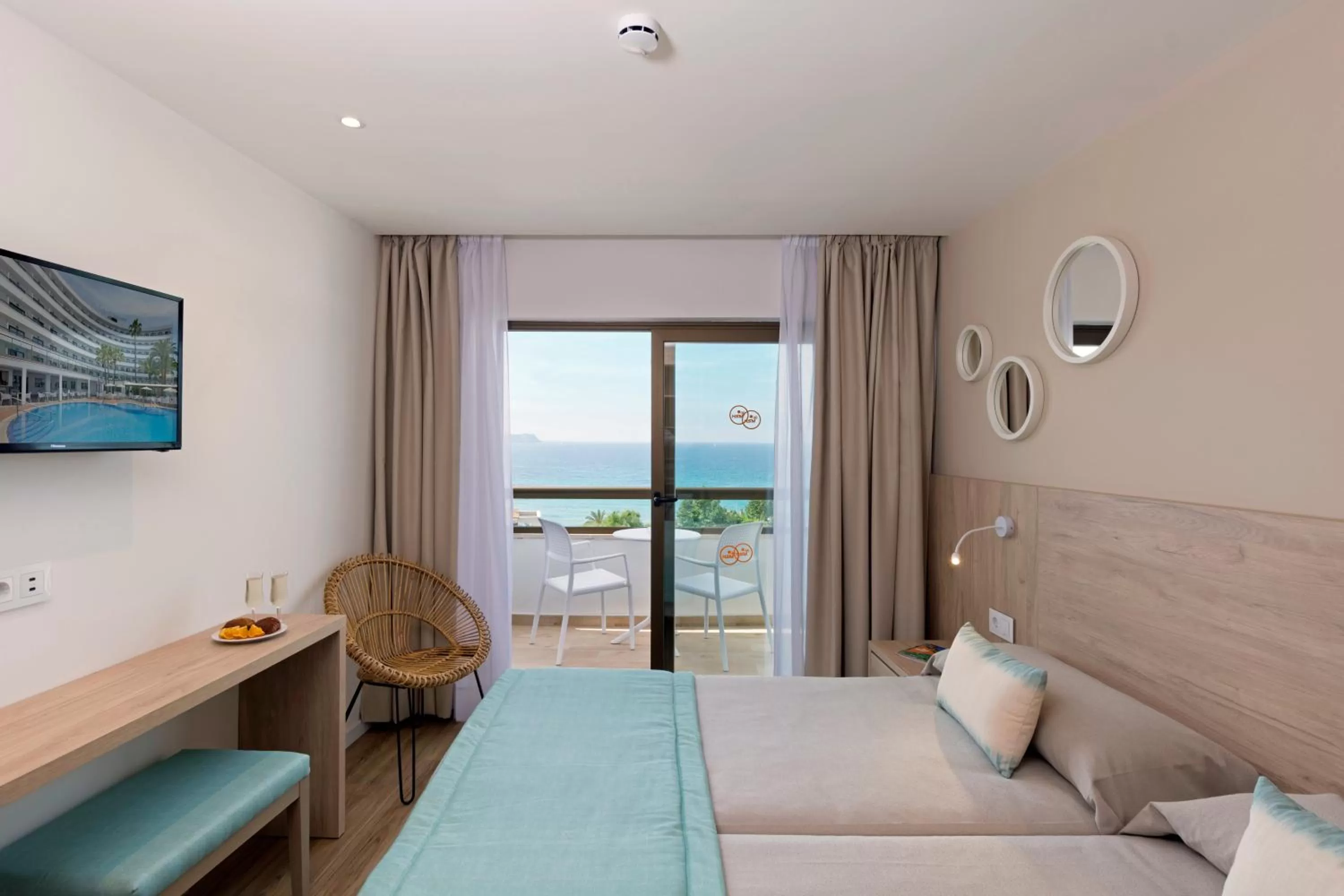 Balcony/Terrace, Bed in HSM Linda Playa