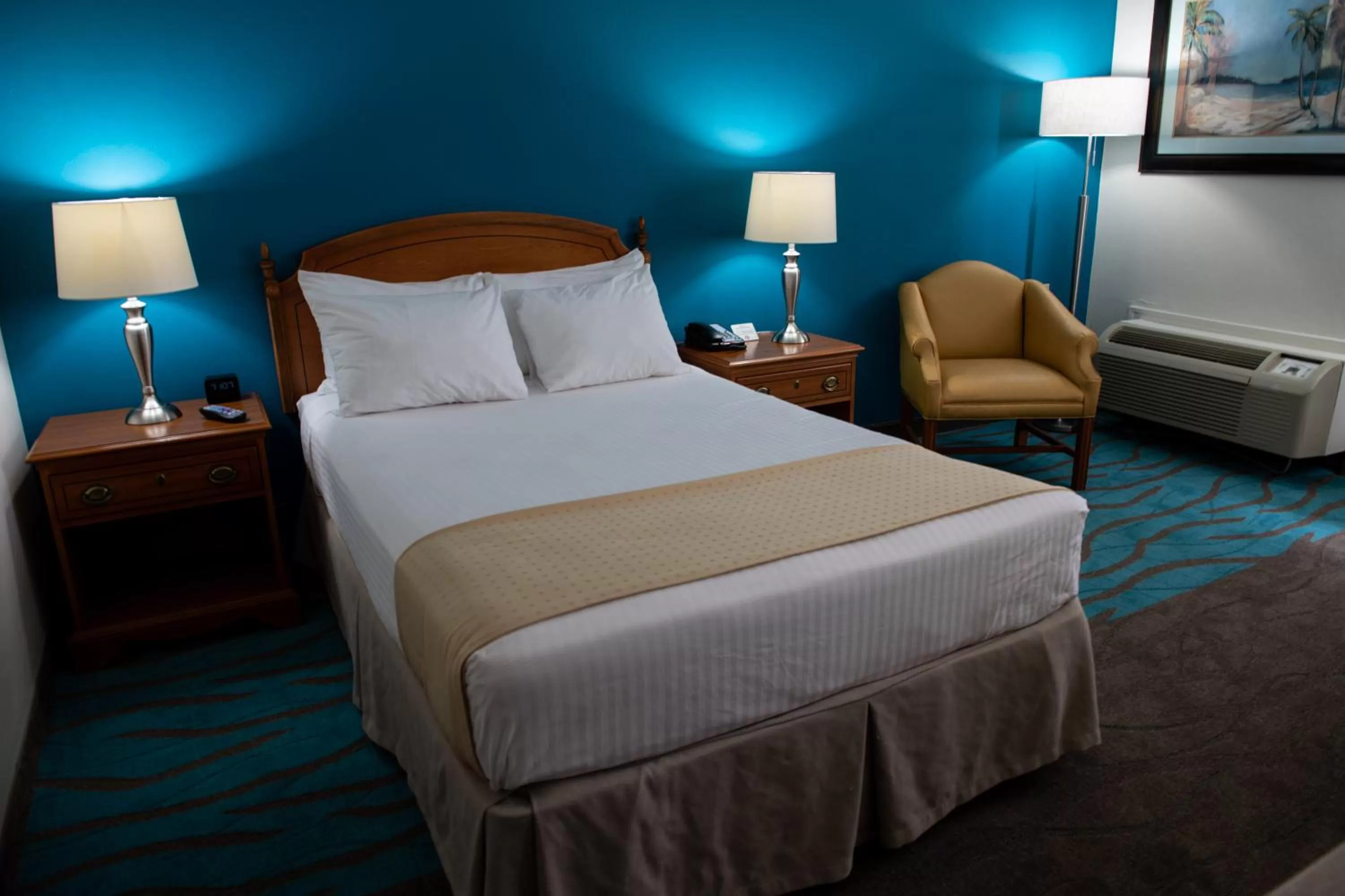 Photo of the whole room, Bed in Spark by Hilton Ponce